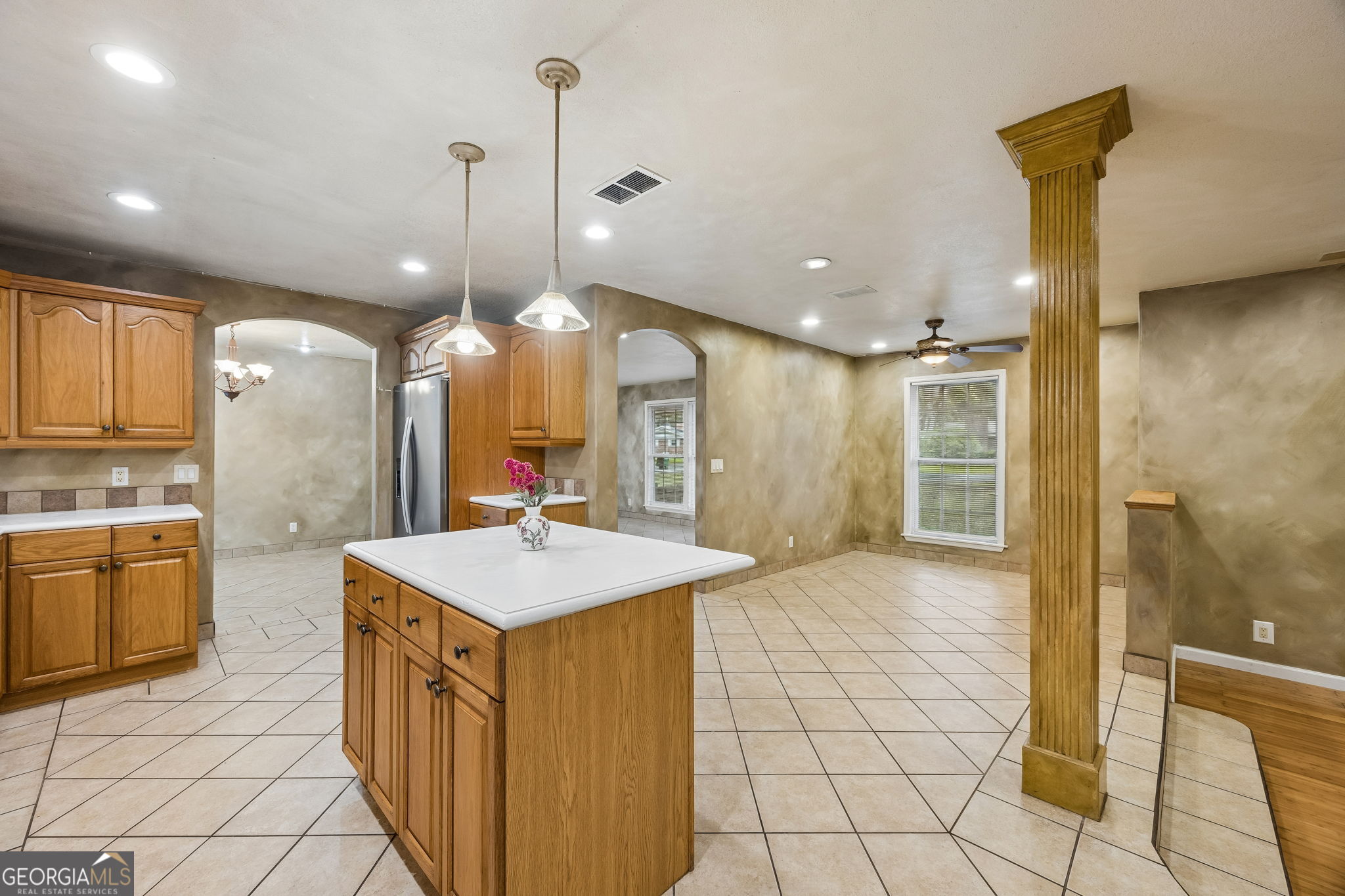 811 Devon Drive Property Photo 12