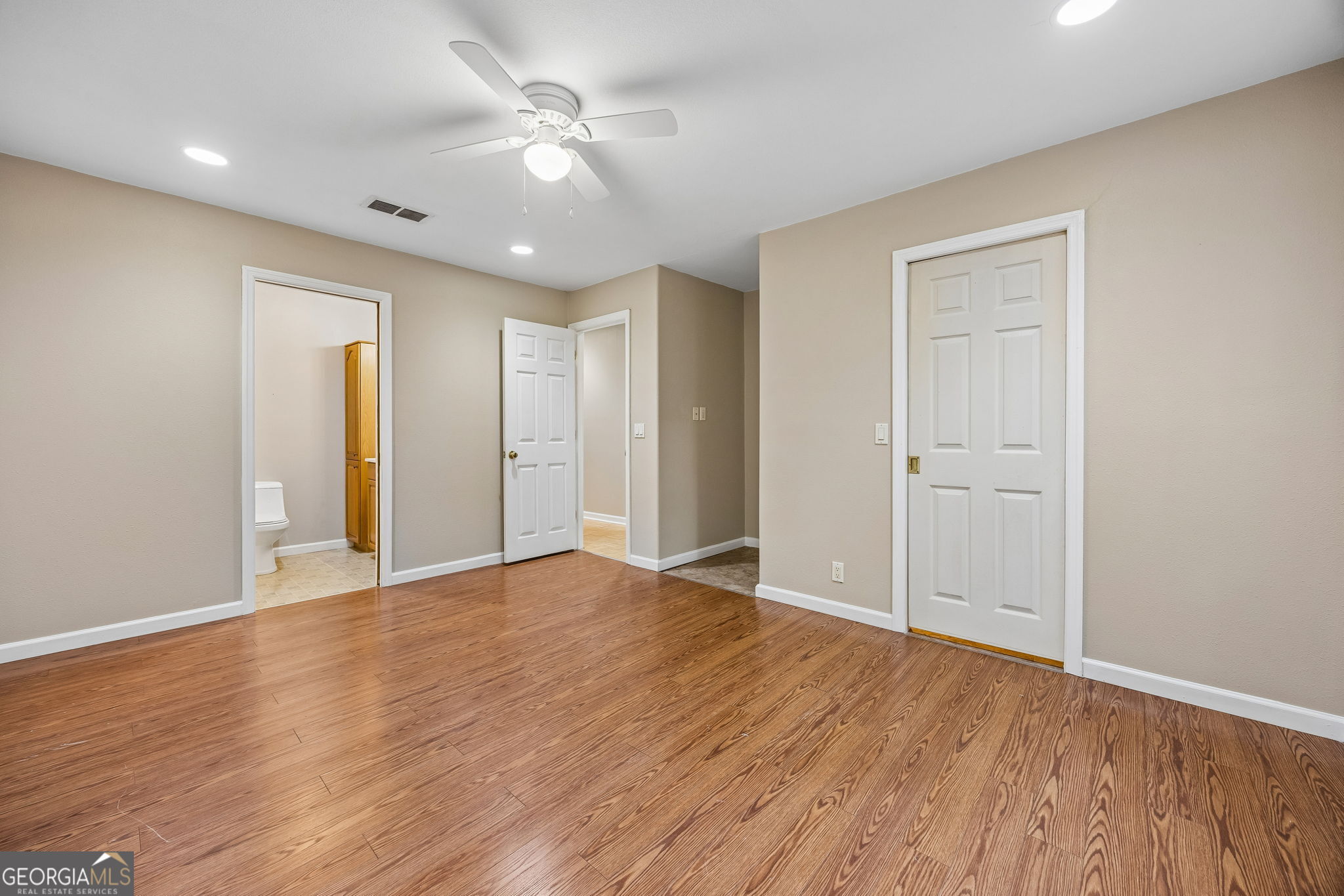 811 Devon Drive Property Photo 46