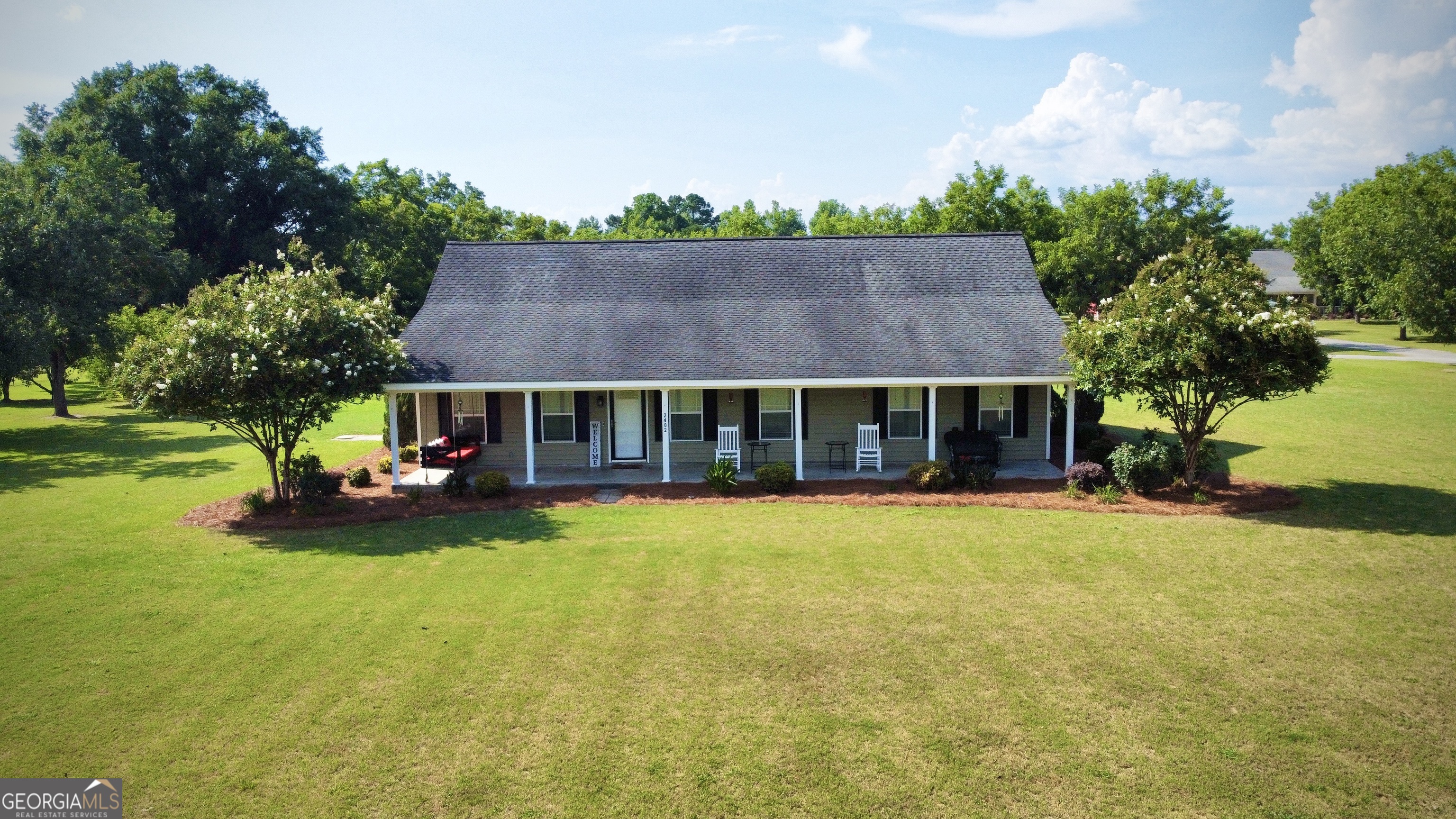 2402 Zoar Road Property Photo 1