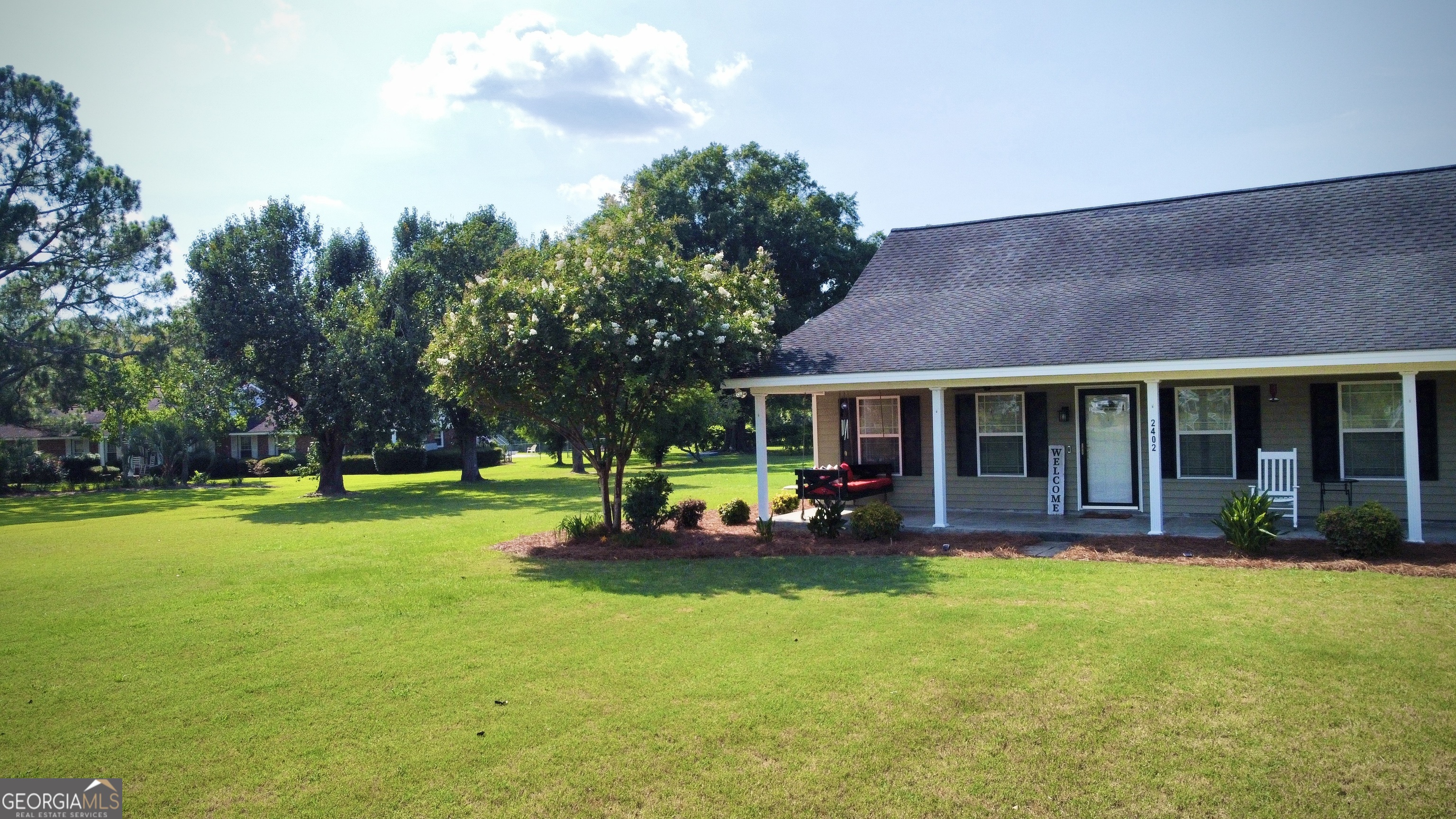 2402 Zoar Road Property Photo 11