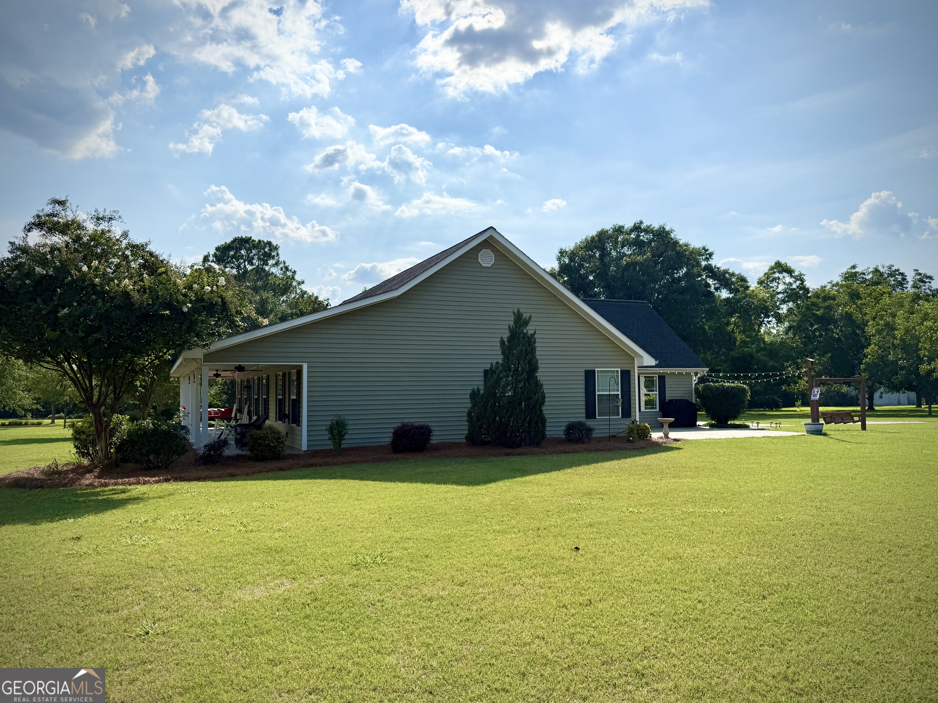 2402 Zoar Road Property Photo 13