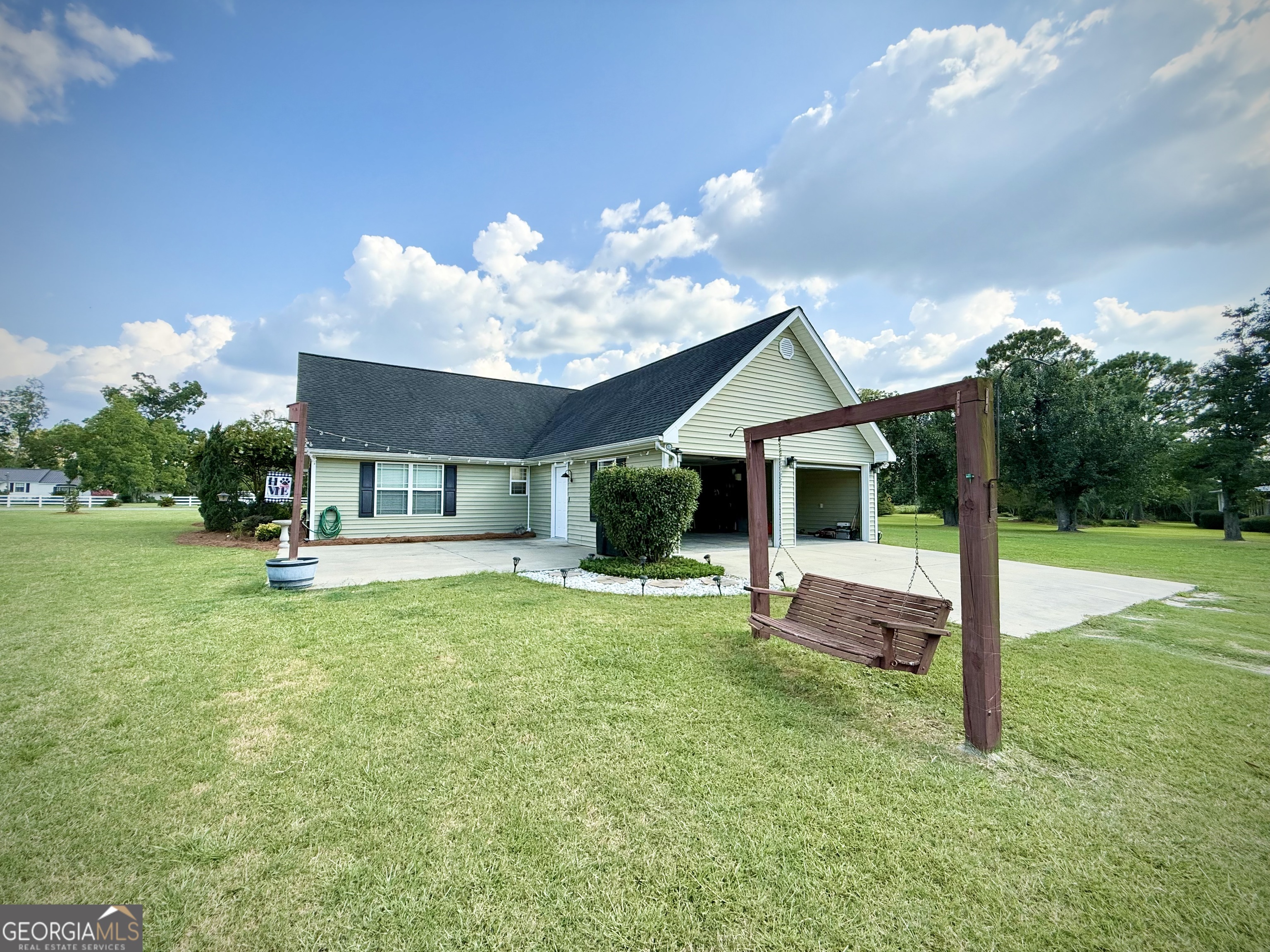 2402 Zoar Road Property Photo 17
