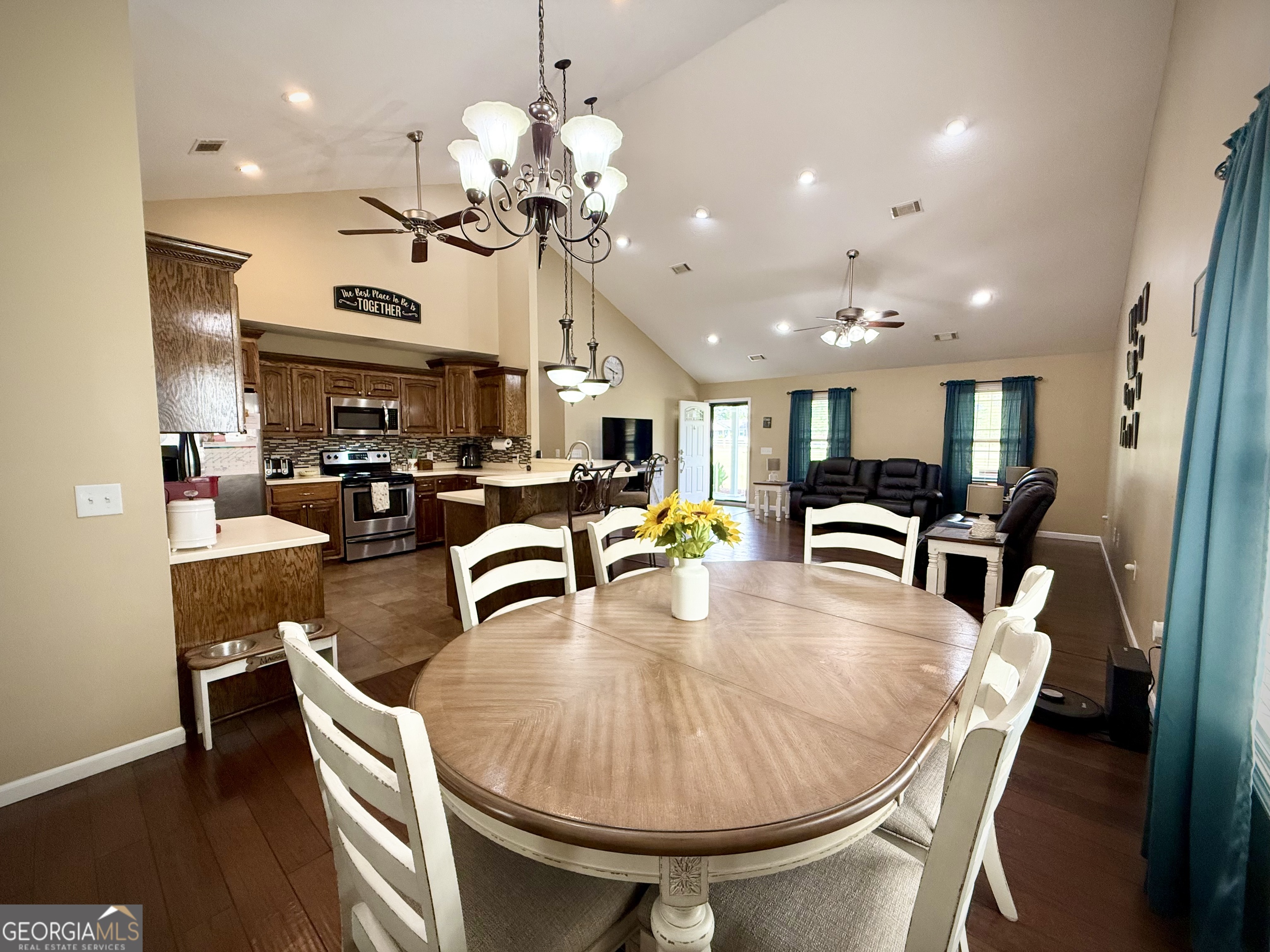2402 Zoar Road Property Photo 38