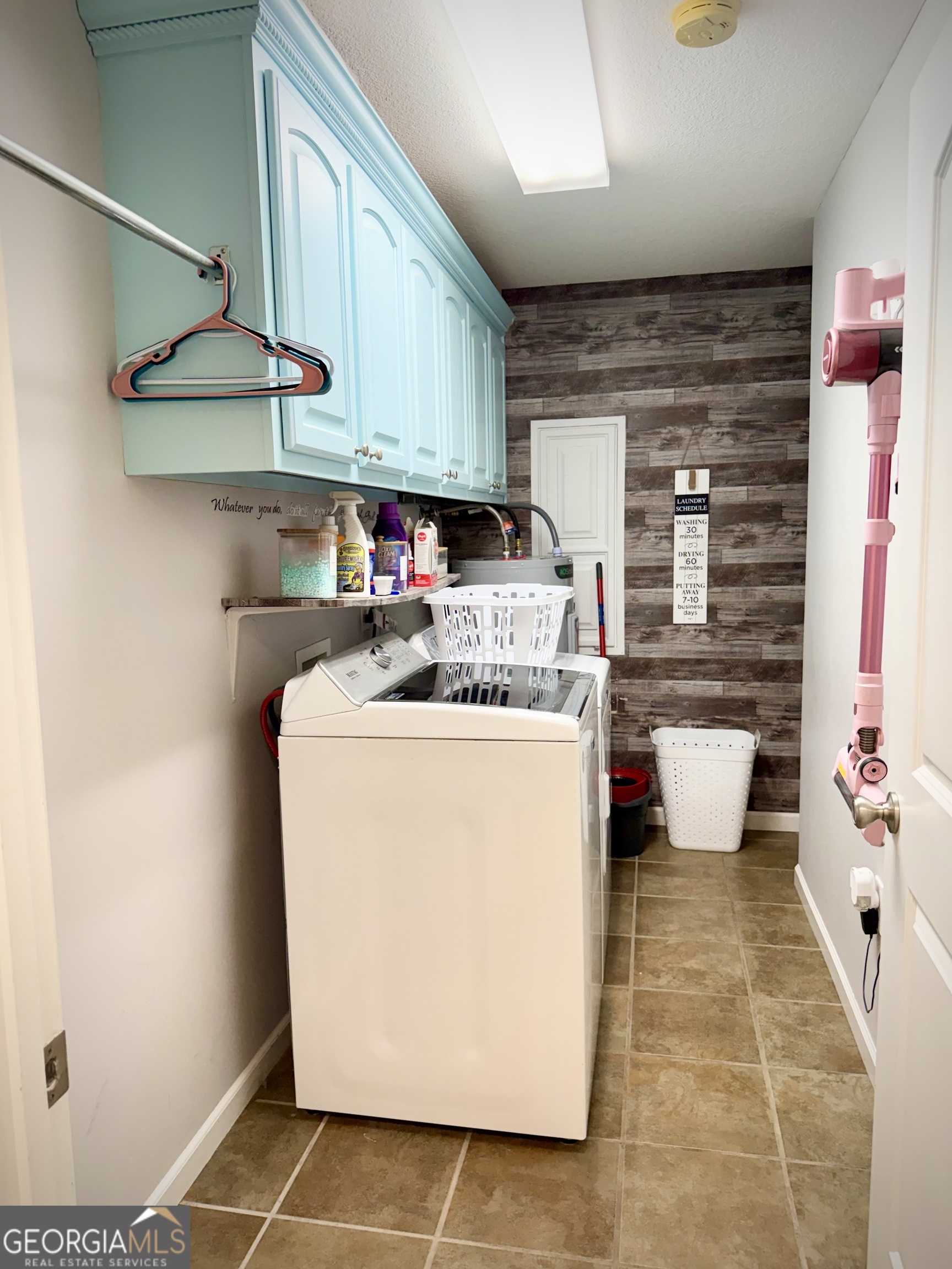 2402 Zoar Road Property Photo 66