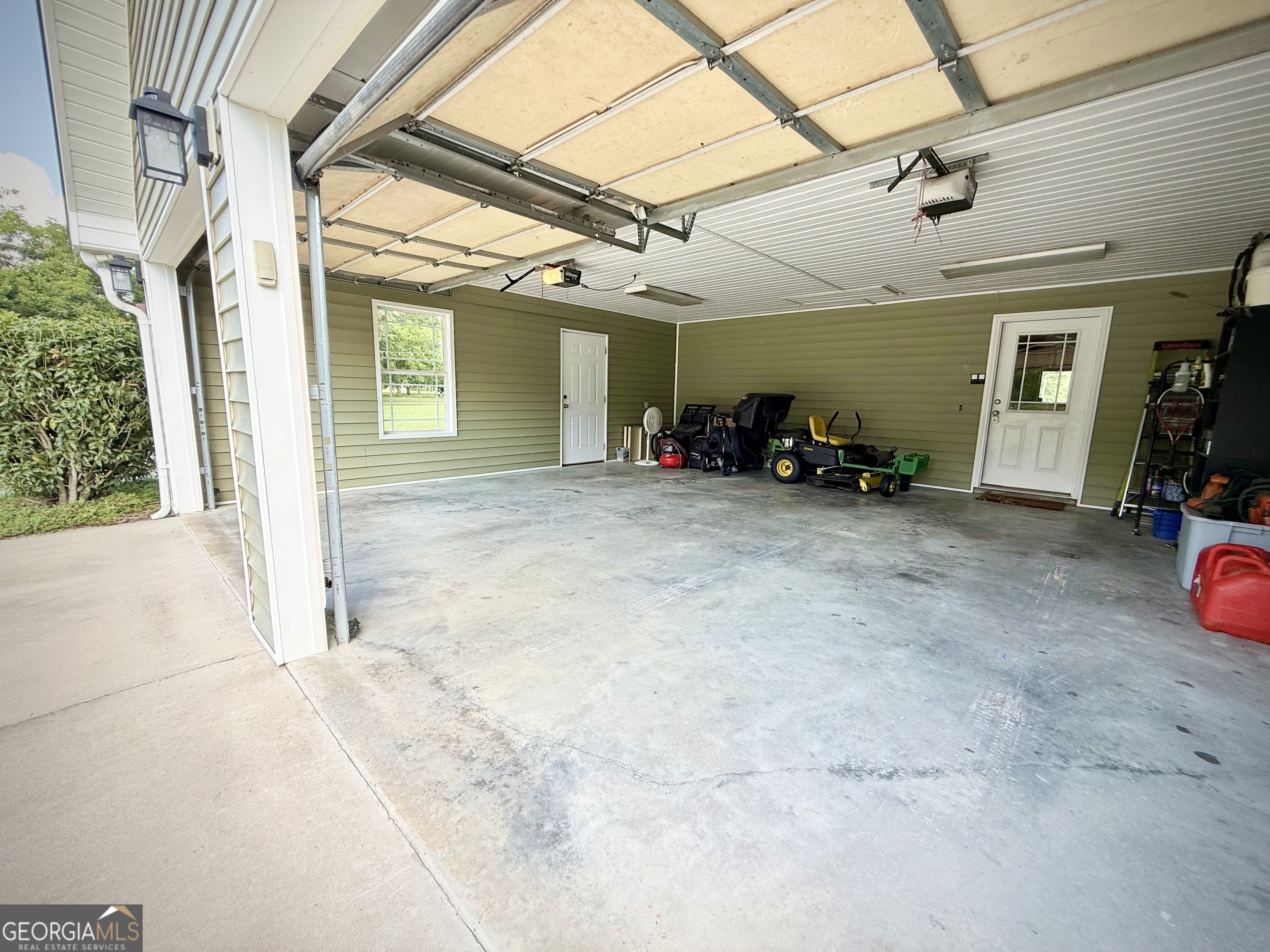 2402 Zoar Road Property Photo 67