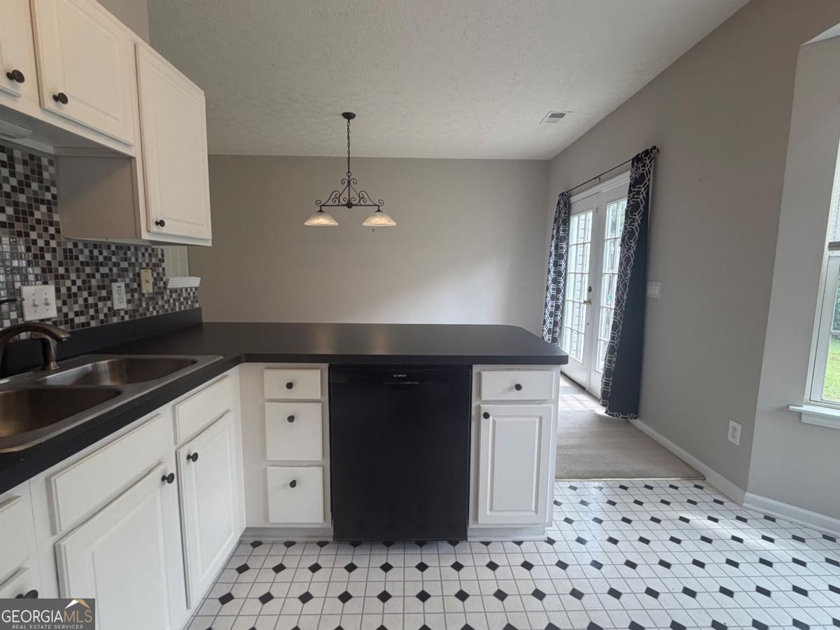 133 Benfield Circle Property Photo 16