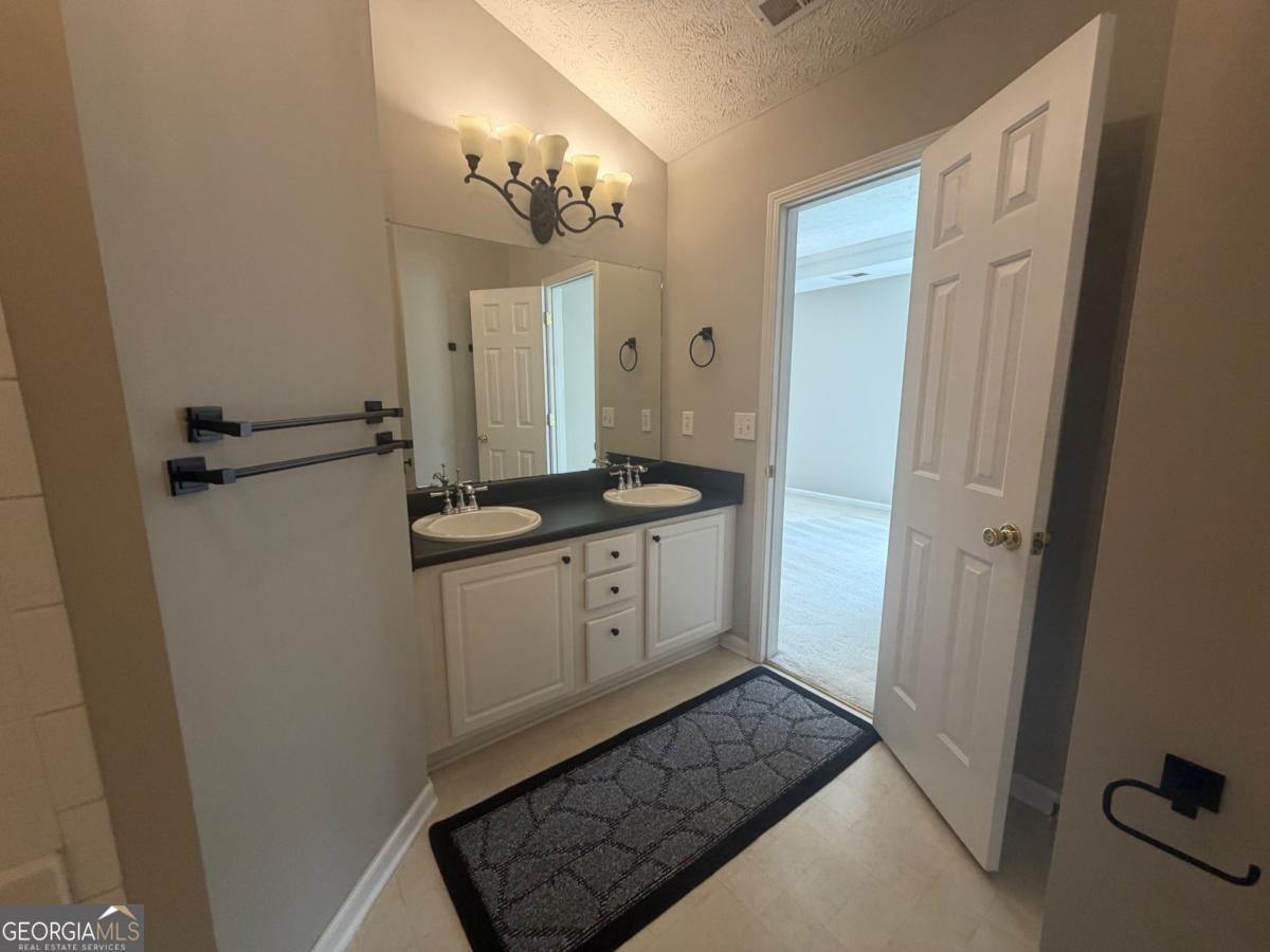 133 Benfield Circle Property Photo 32