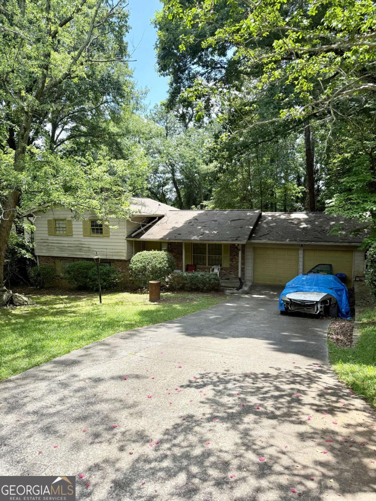3655 Broadview Court Property Photo 1