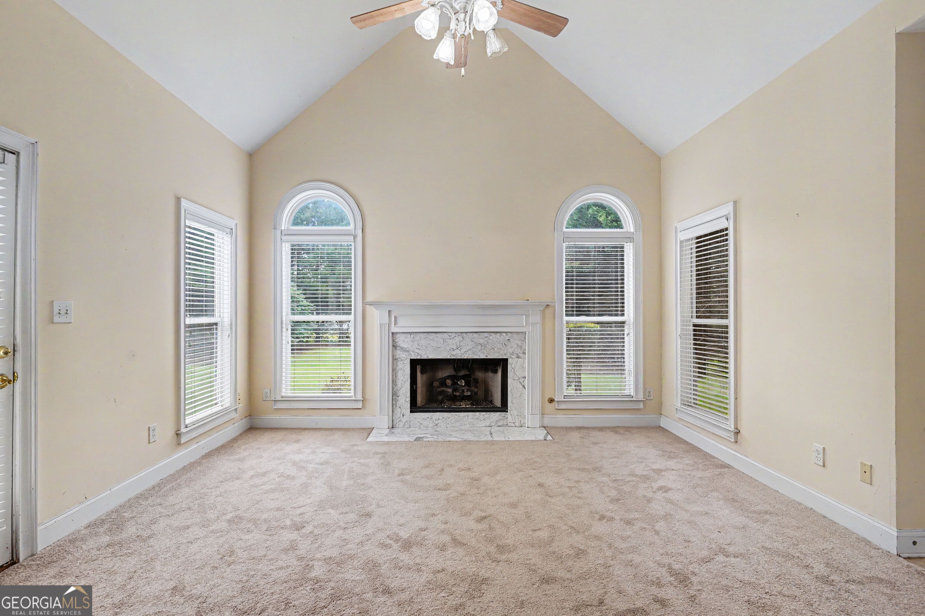 1086 Rowanshyre Circle Property Photo 7