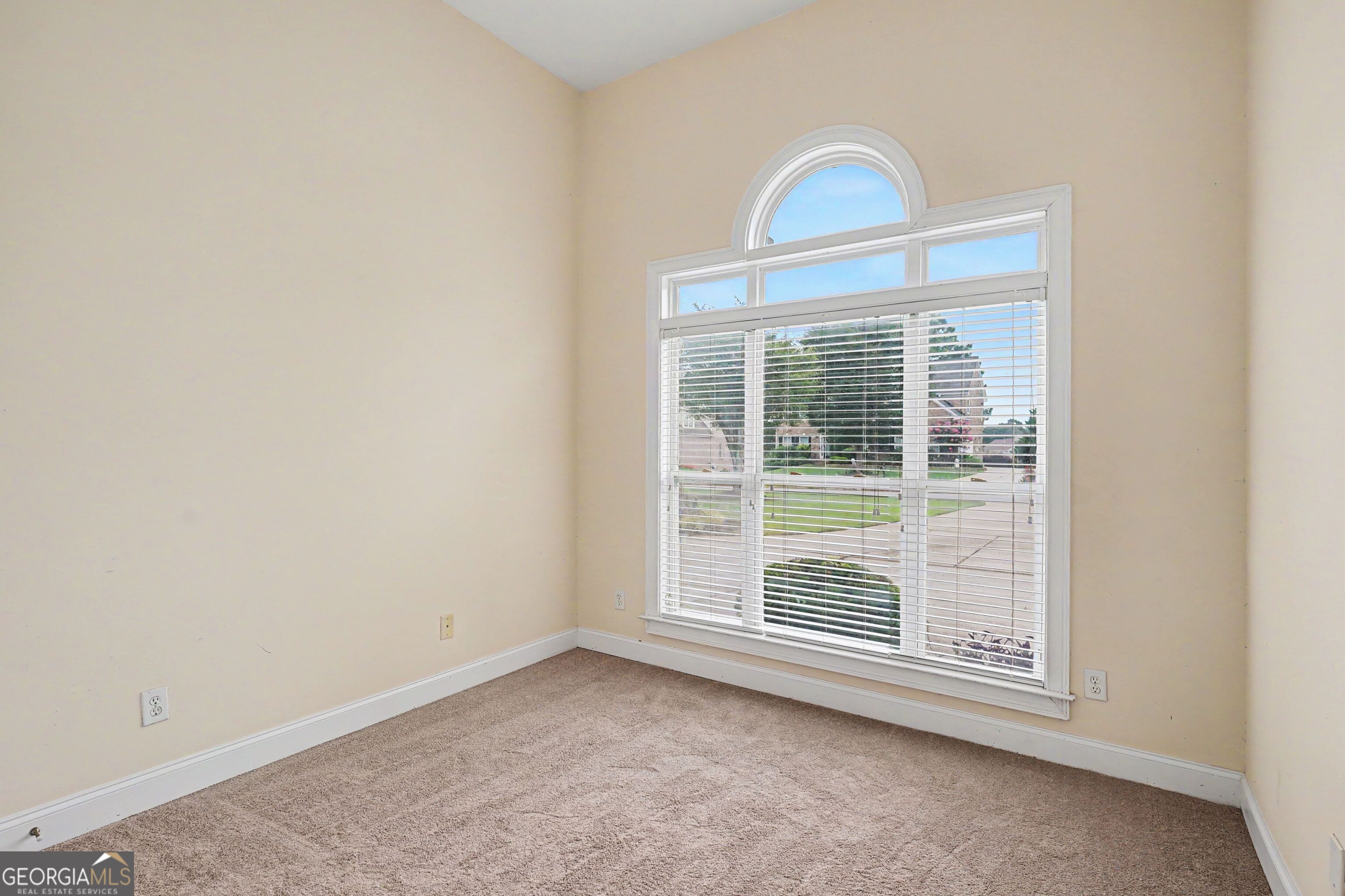 1086 Rowanshyre Circle Property Photo 21