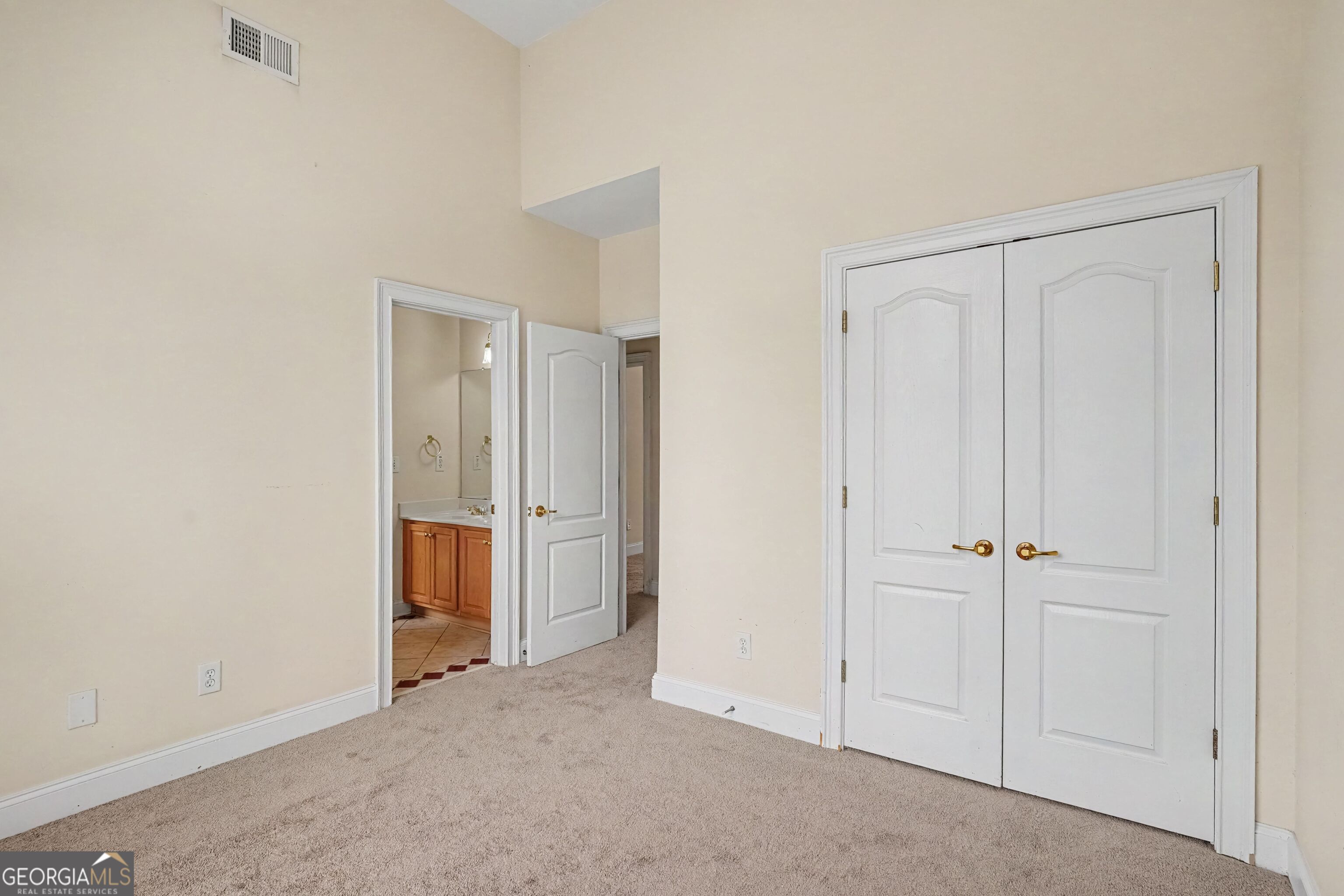 1086 Rowanshyre Circle Property Photo 22