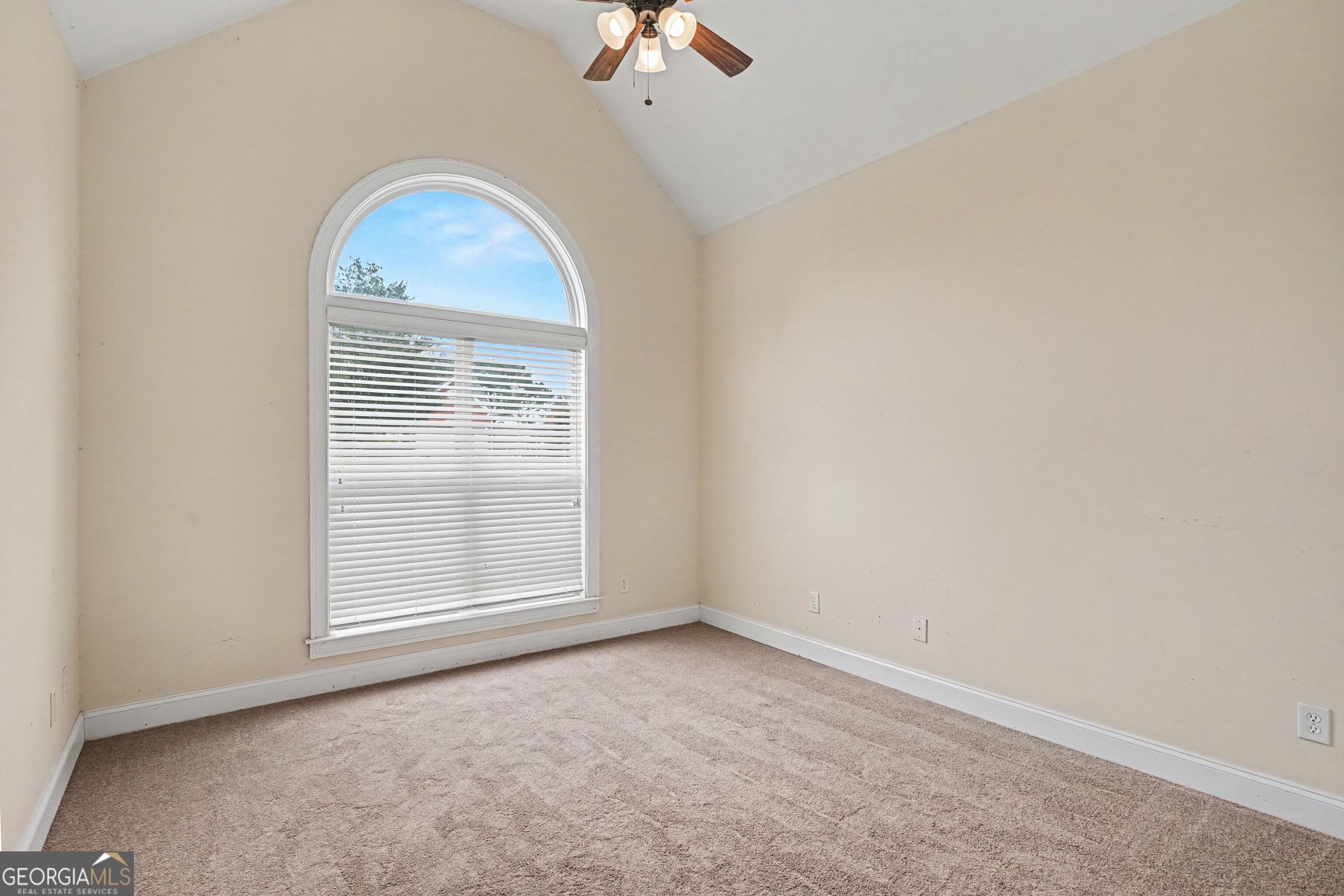 1086 Rowanshyre Circle Property Photo 24