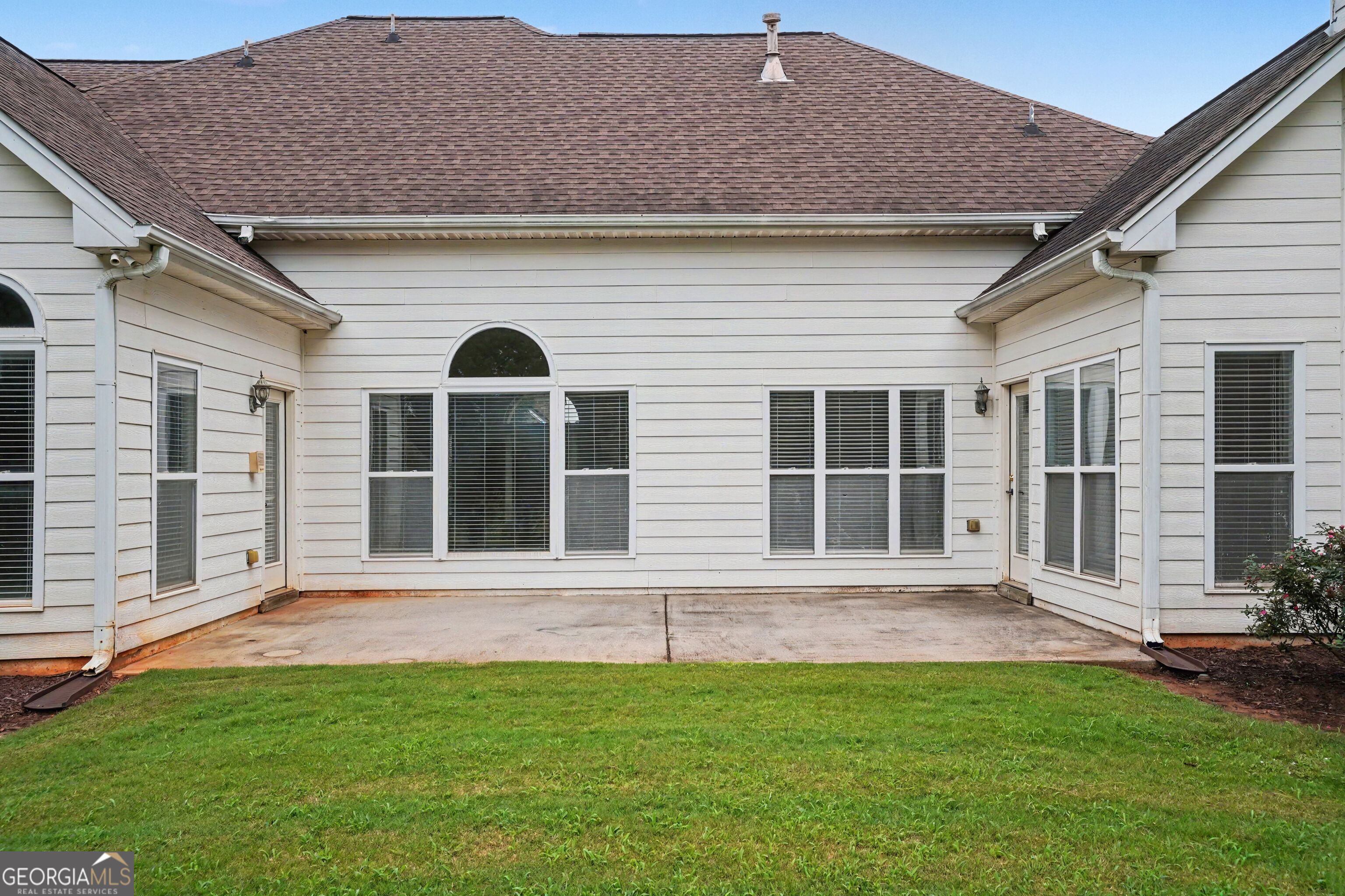 1086 Rowanshyre Circle Property Photo 42