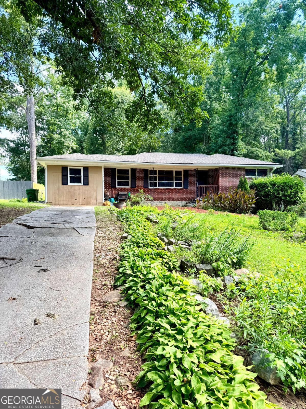 3270 Bobolink Drive Property Photo 1