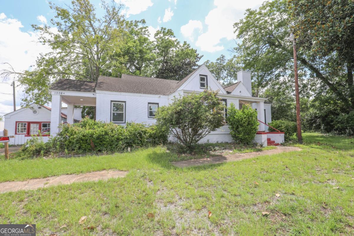 1508 N Columbia Street Property Photo 5