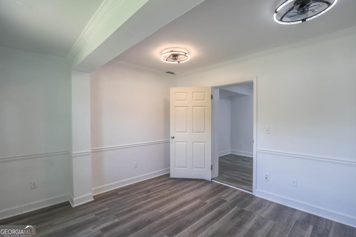 1508 N Columbia Street Property Photo 11