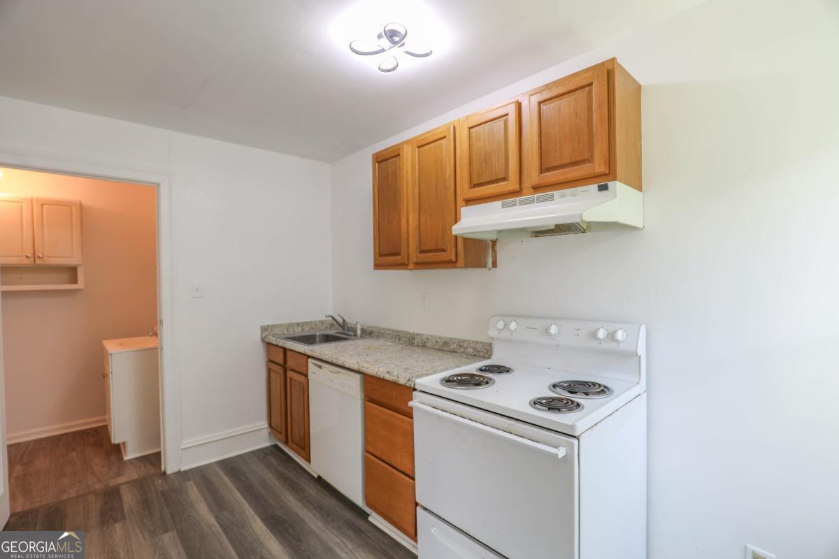 1508 N Columbia Street Property Photo 38