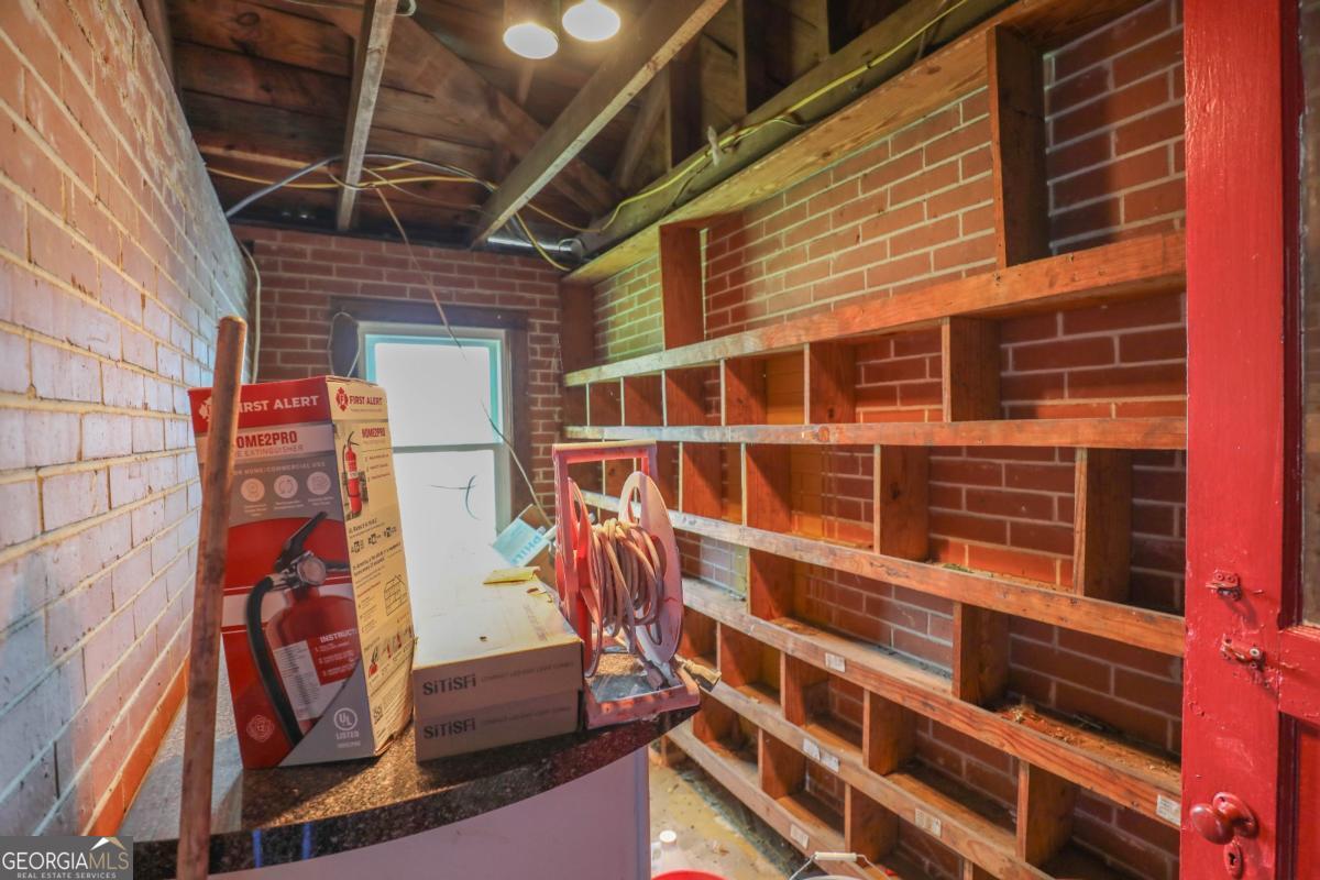 1508 N Columbia Street Property Photo 45