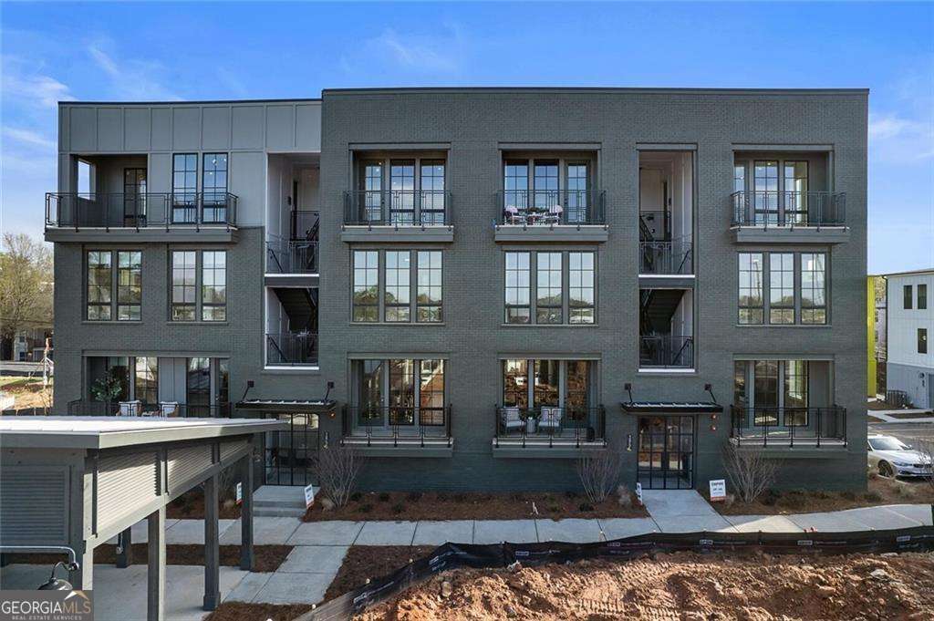 1290 Longreen Terr NW # 2 Property Photo 1