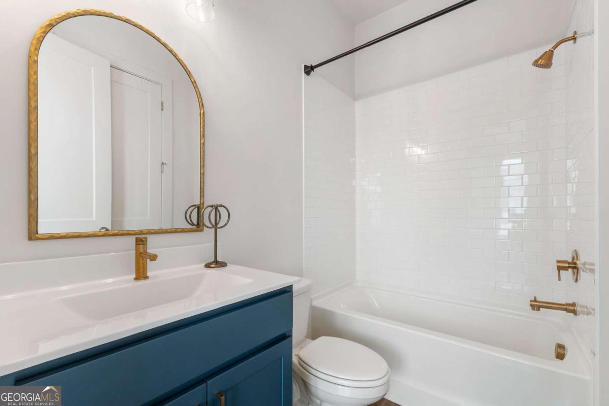 1290 Longreen Terr Nw # 2 Property Photo 16