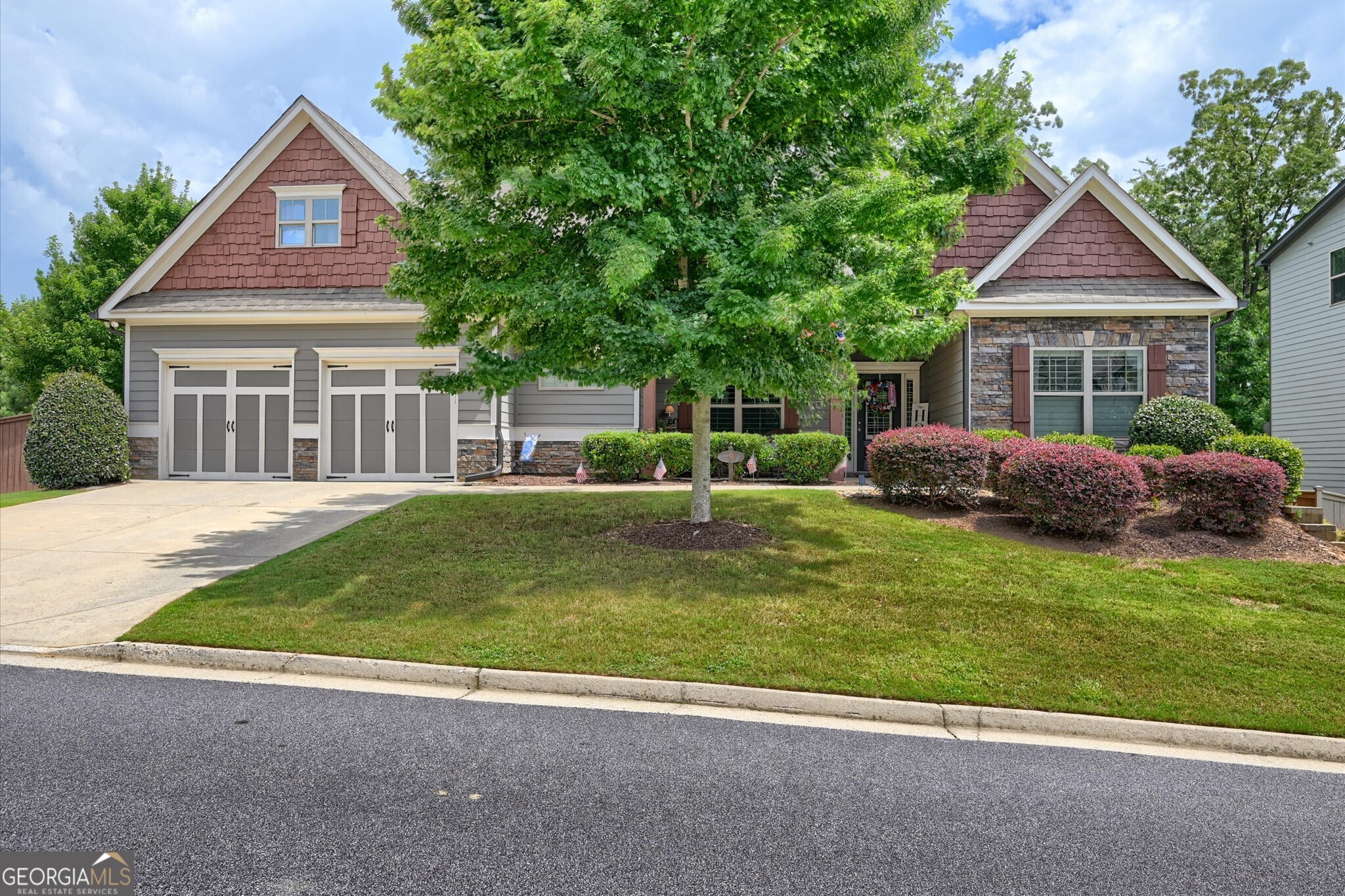 9 Lake Sydney Drive Property Photo 1