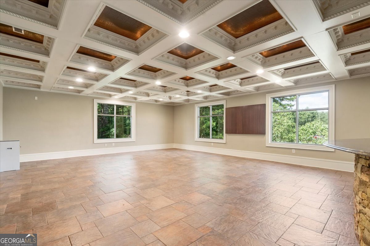 2135 Eastview Parkway Property Photo 10