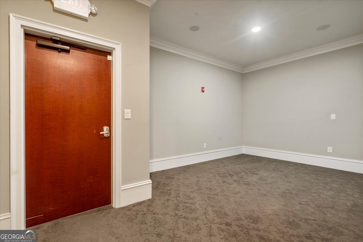 2135 Eastview Parkway Property Photo 15