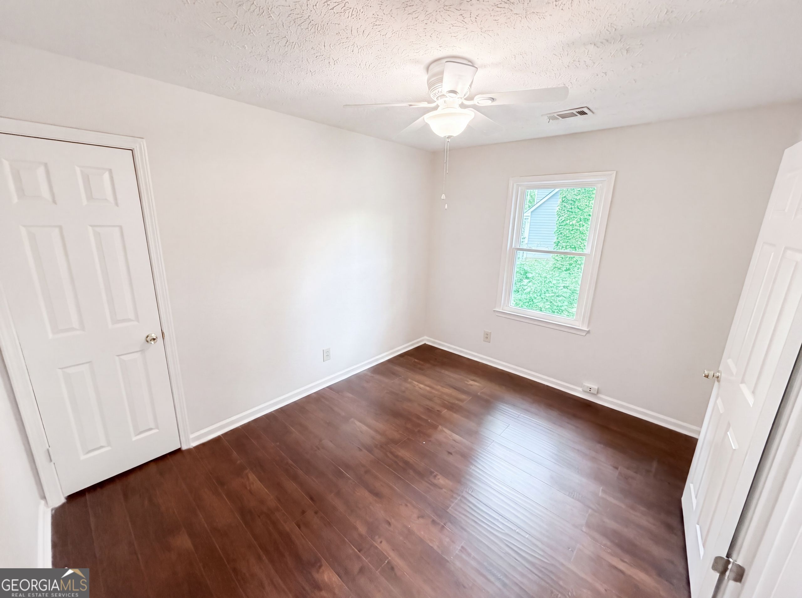 215 Arbour Run Property Photo 4