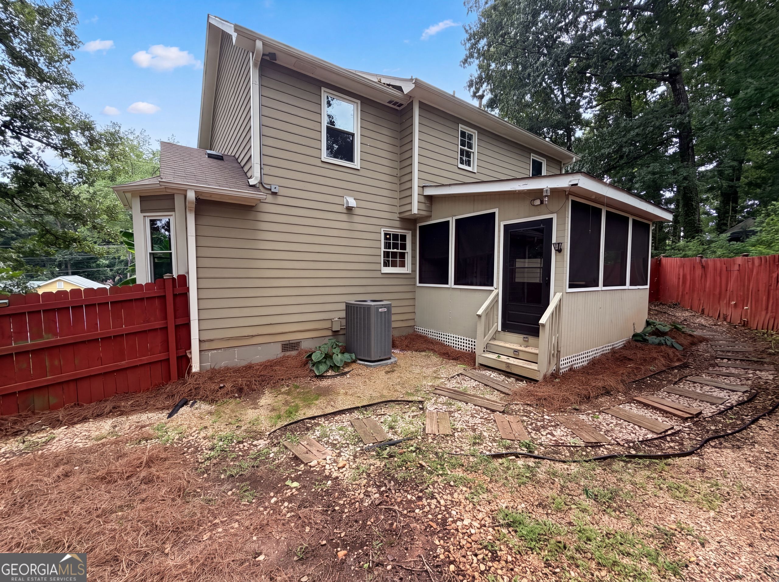 215 Arbour Run Property Photo 5