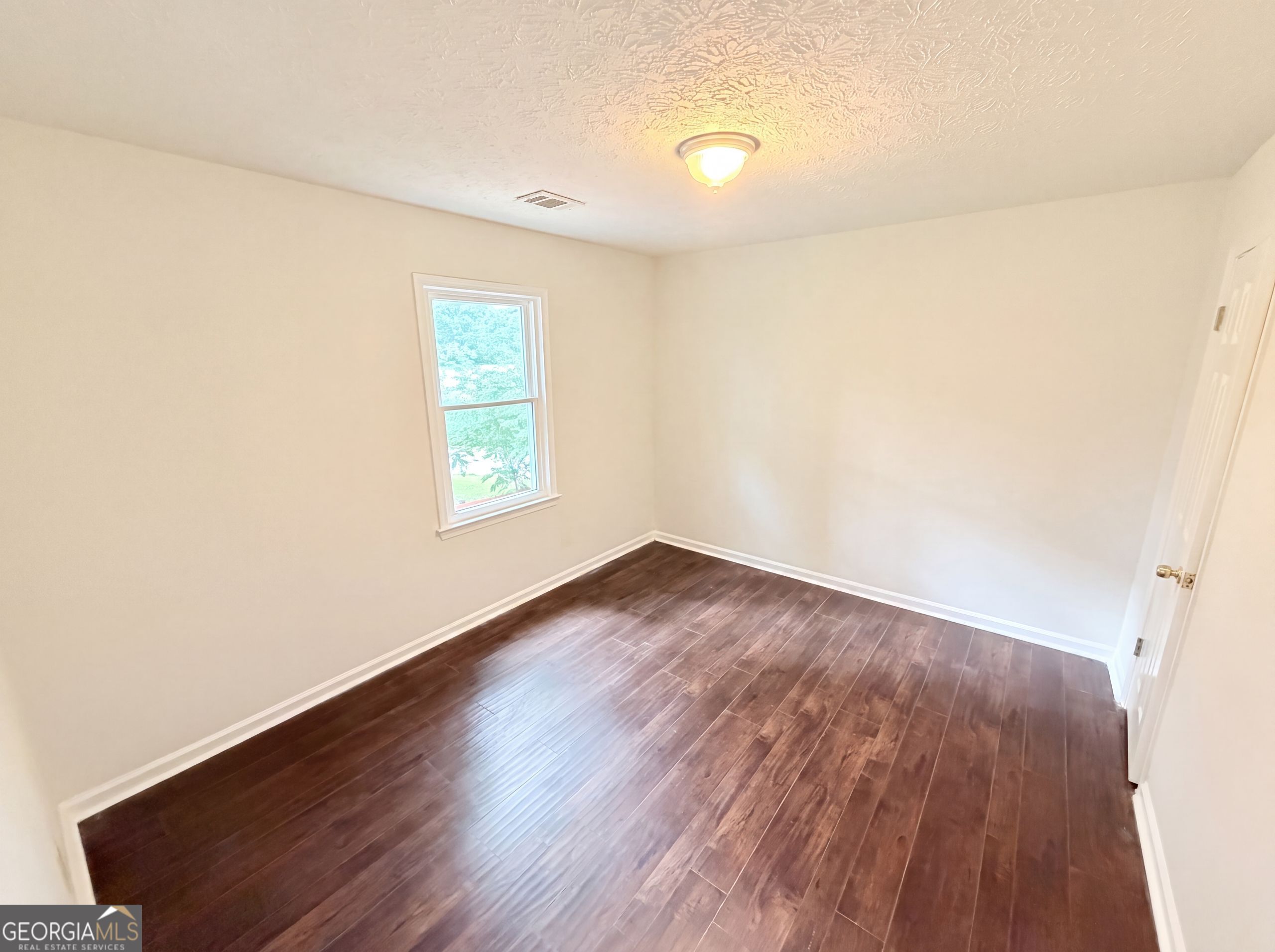 215 Arbour Run Property Photo 7