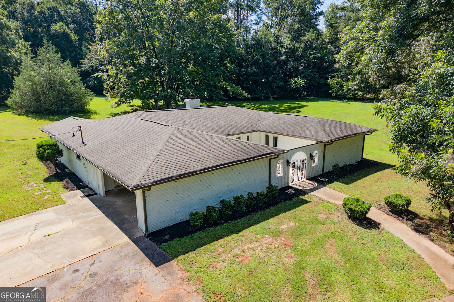 18 Valley Trail Property Photo 4