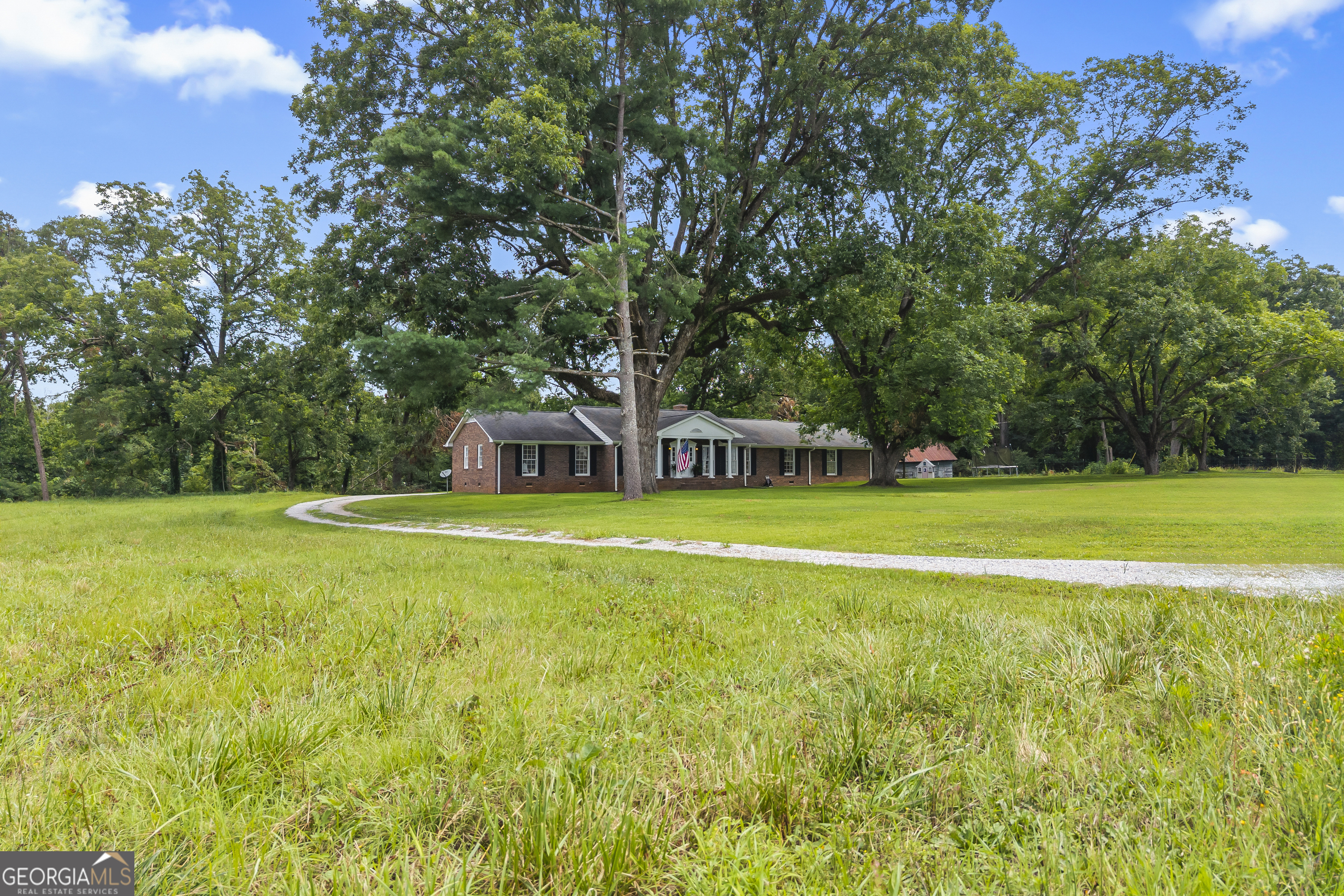 16530 Highway 59 Property Photo 2
