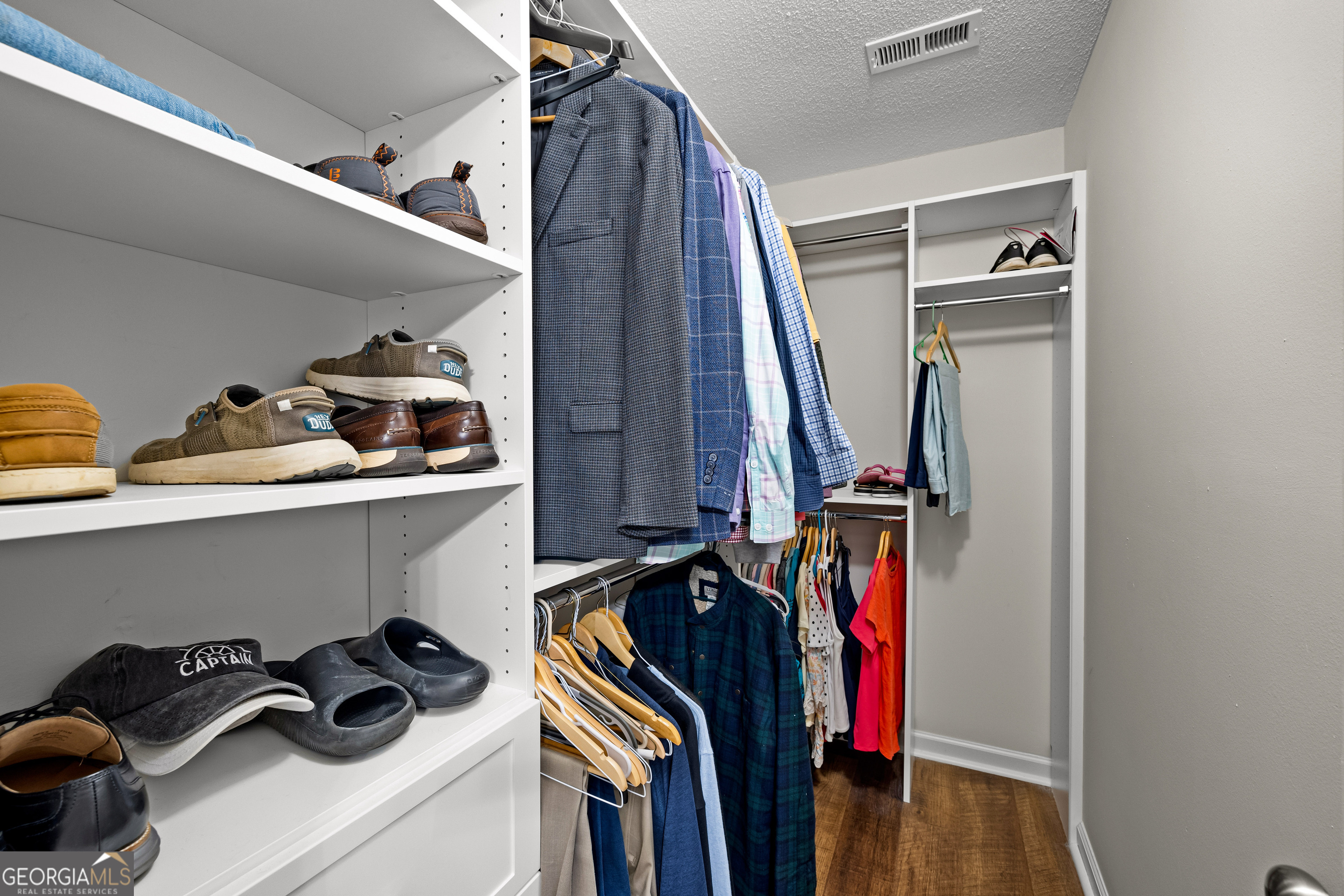15 Paces Landing Place Property Photo 24