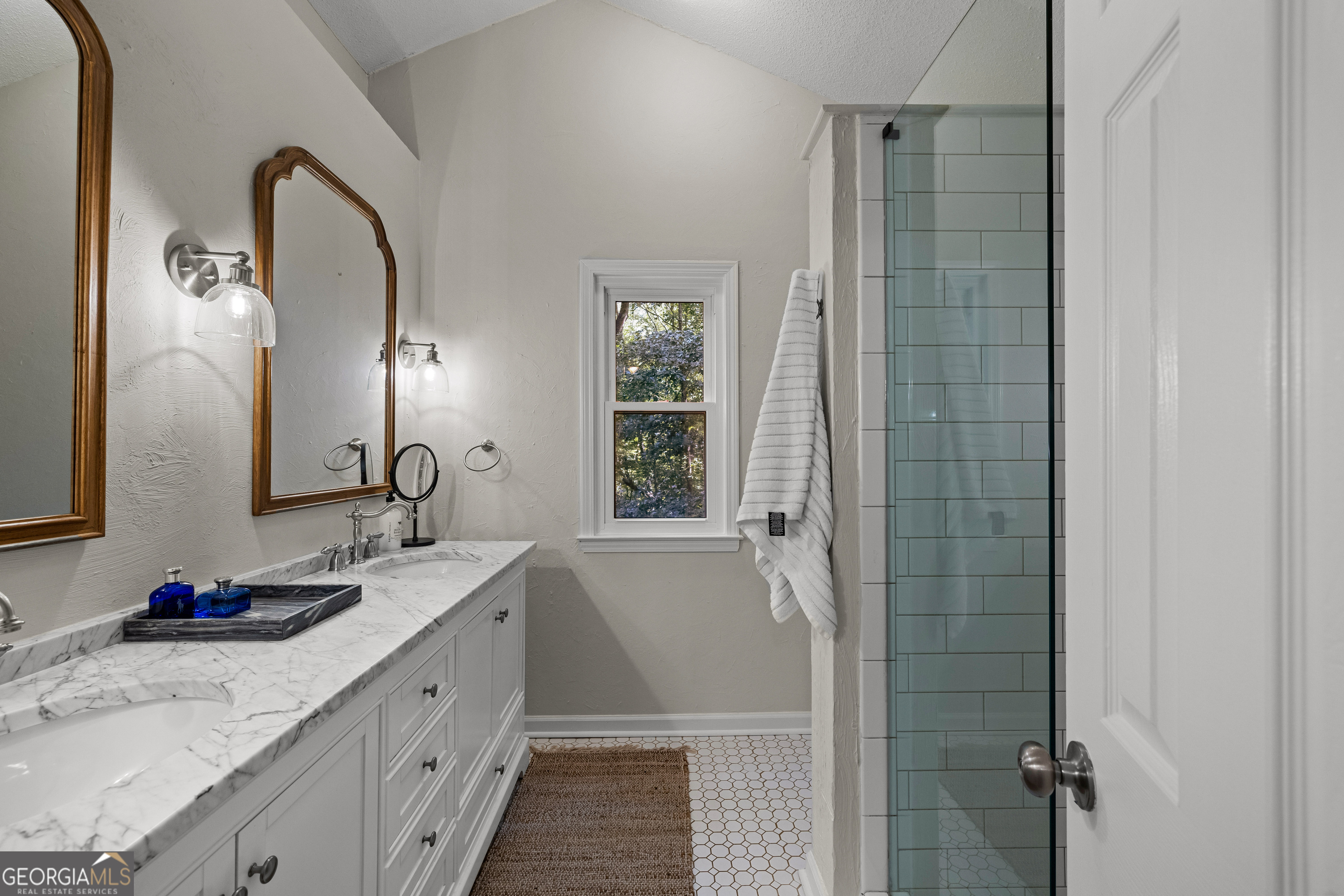 15 Paces Landing Place Property Photo 25