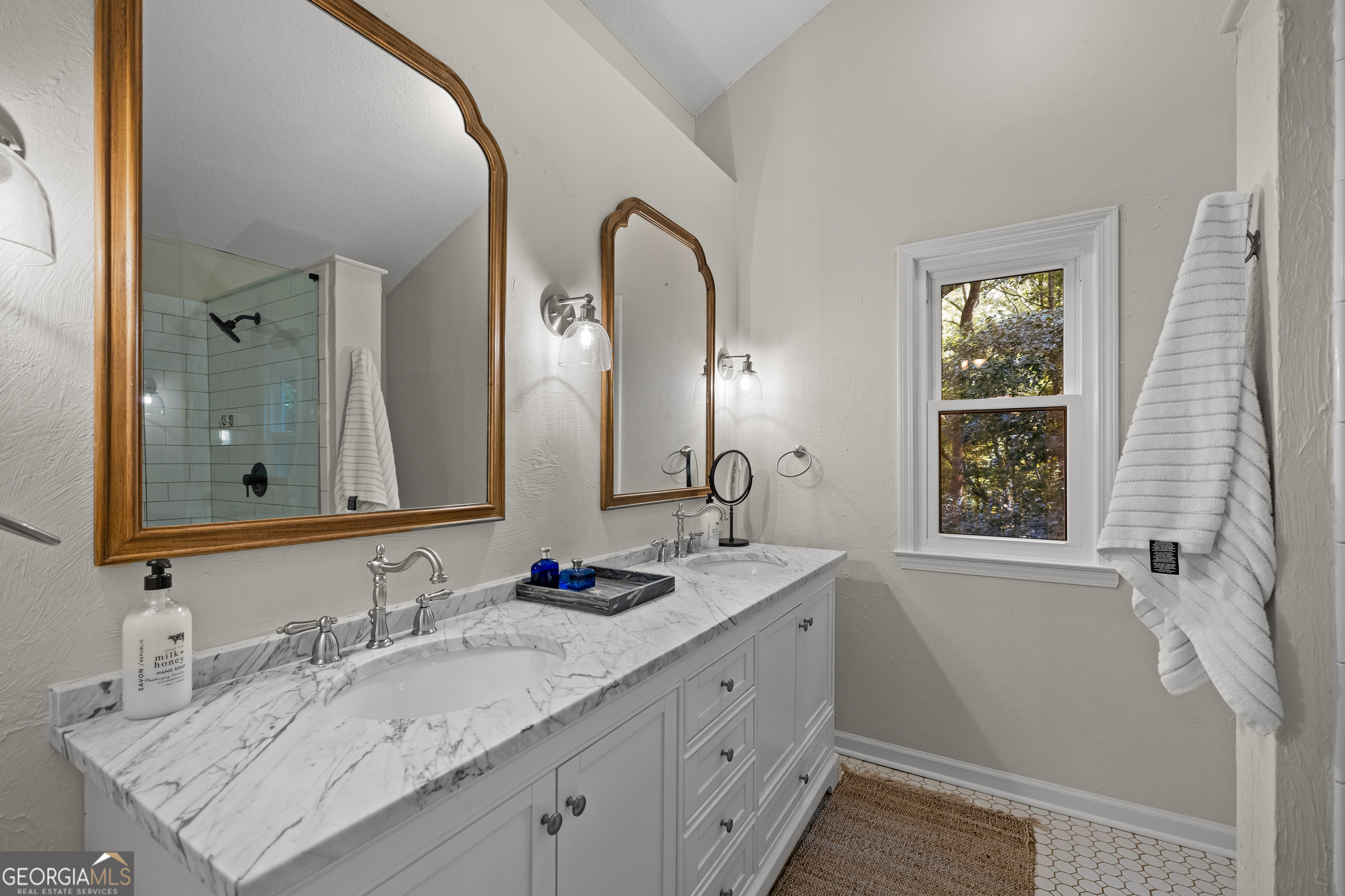15 Paces Landing Place Property Photo 26