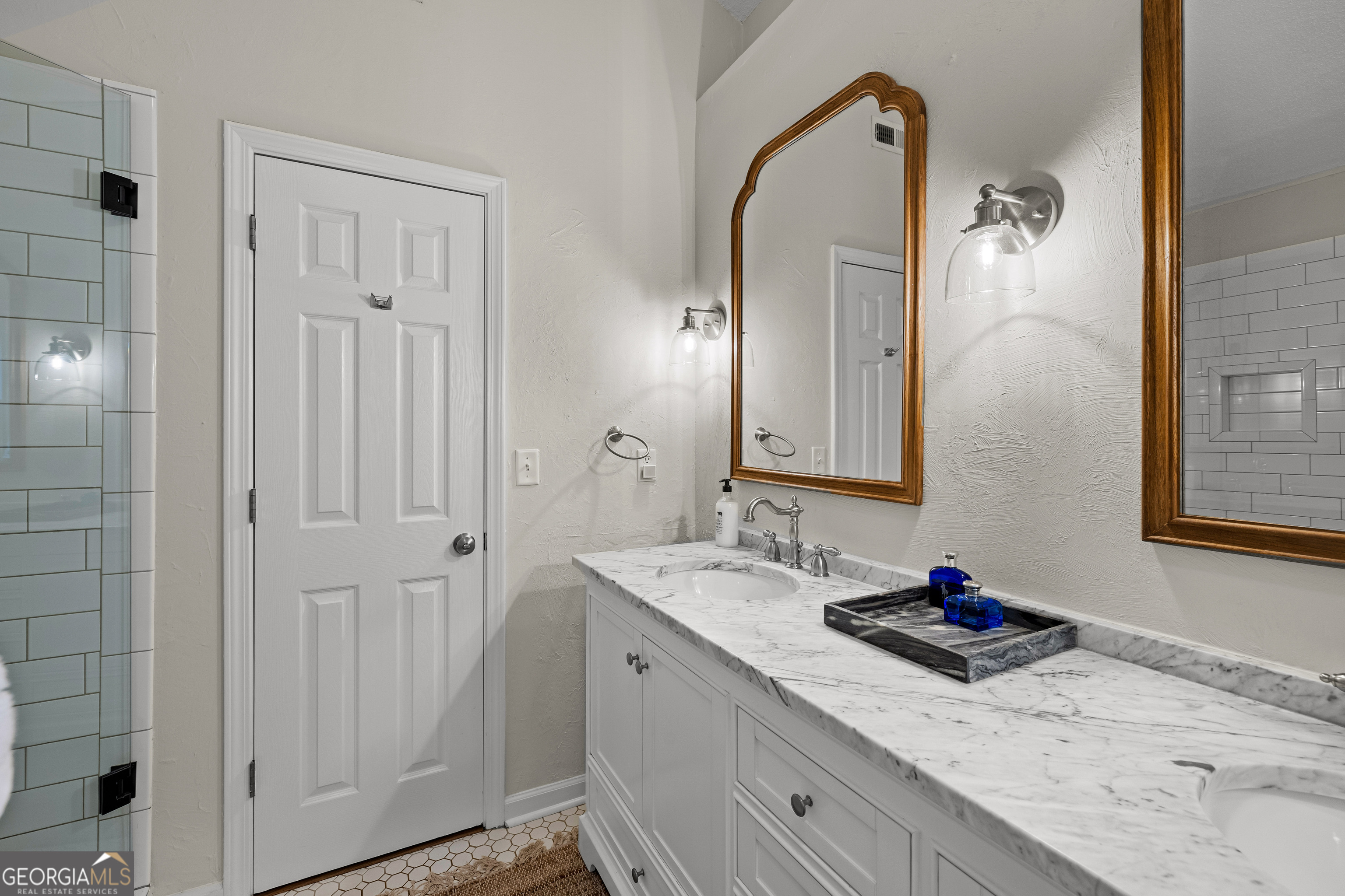 15 Paces Landing Place Property Photo 28