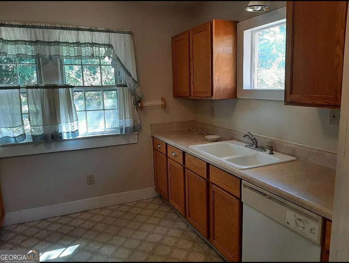 12871 Panhandle Road Property Photo 5