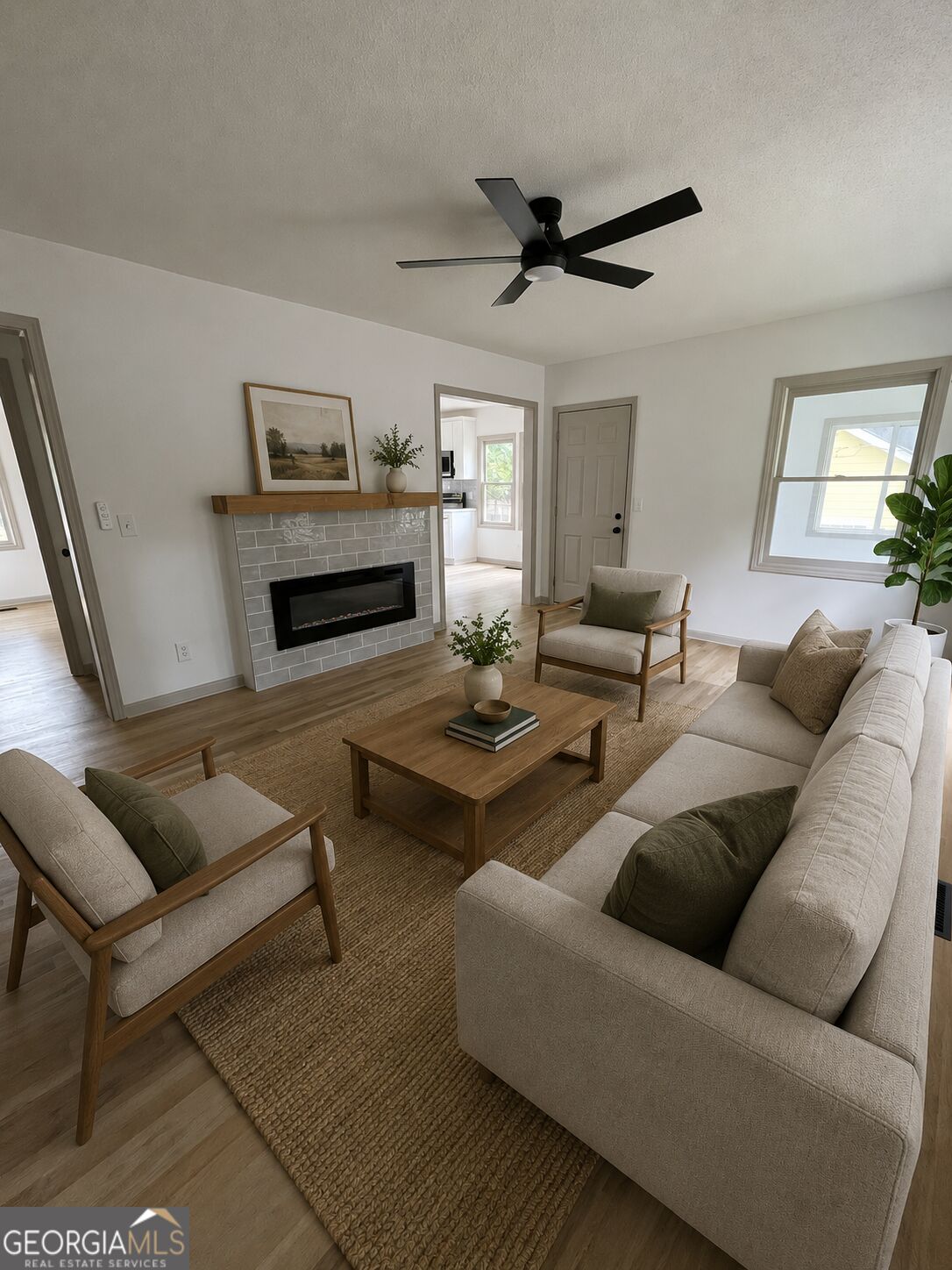 1124 Westmont Road Sw Property Photo 3