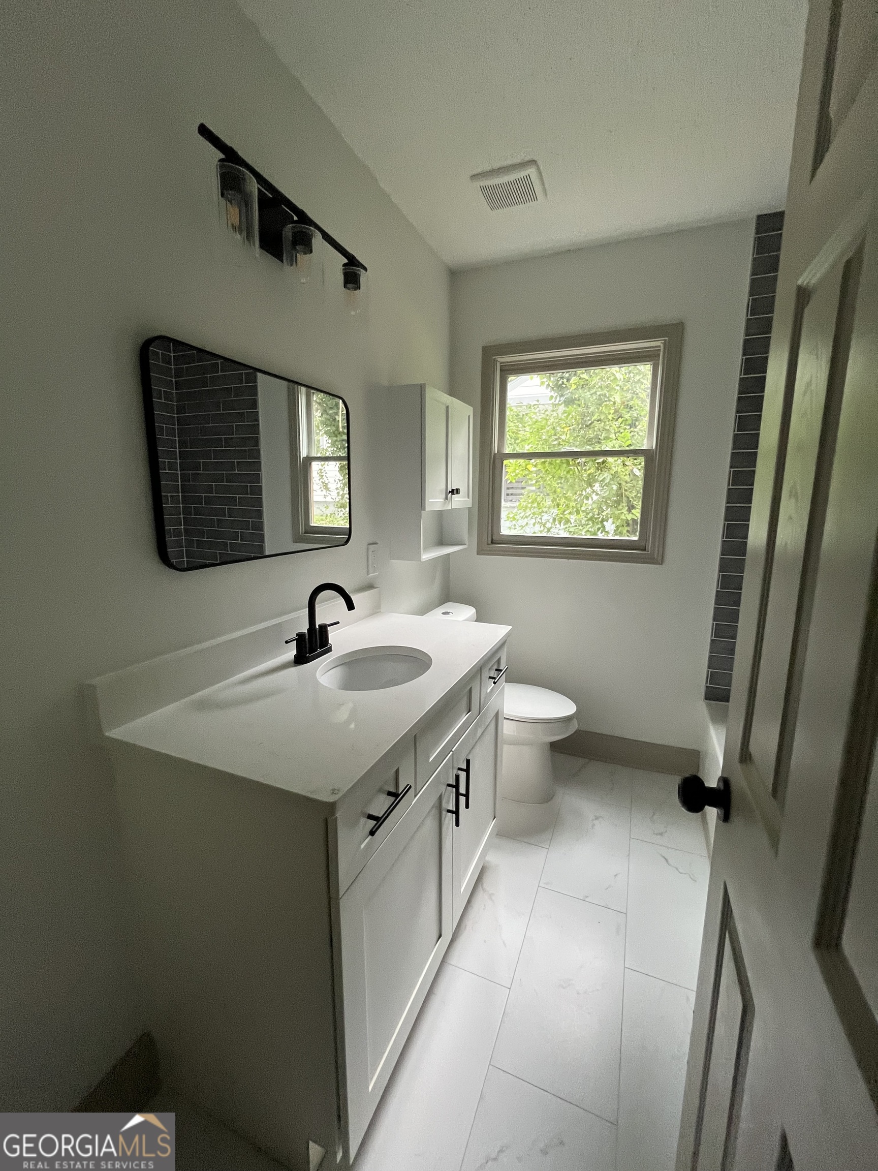 1124 Westmont Road Sw Property Photo 14