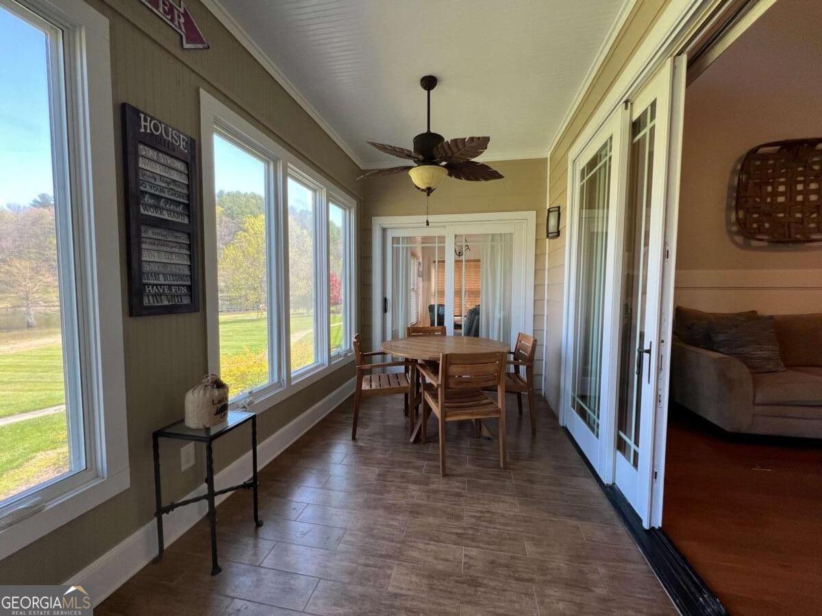2261 Eastgate Drive E Property Photo 10