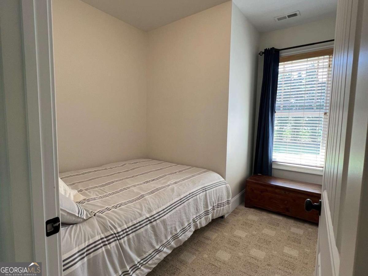 2261 Eastgate Drive E Property Photo 25