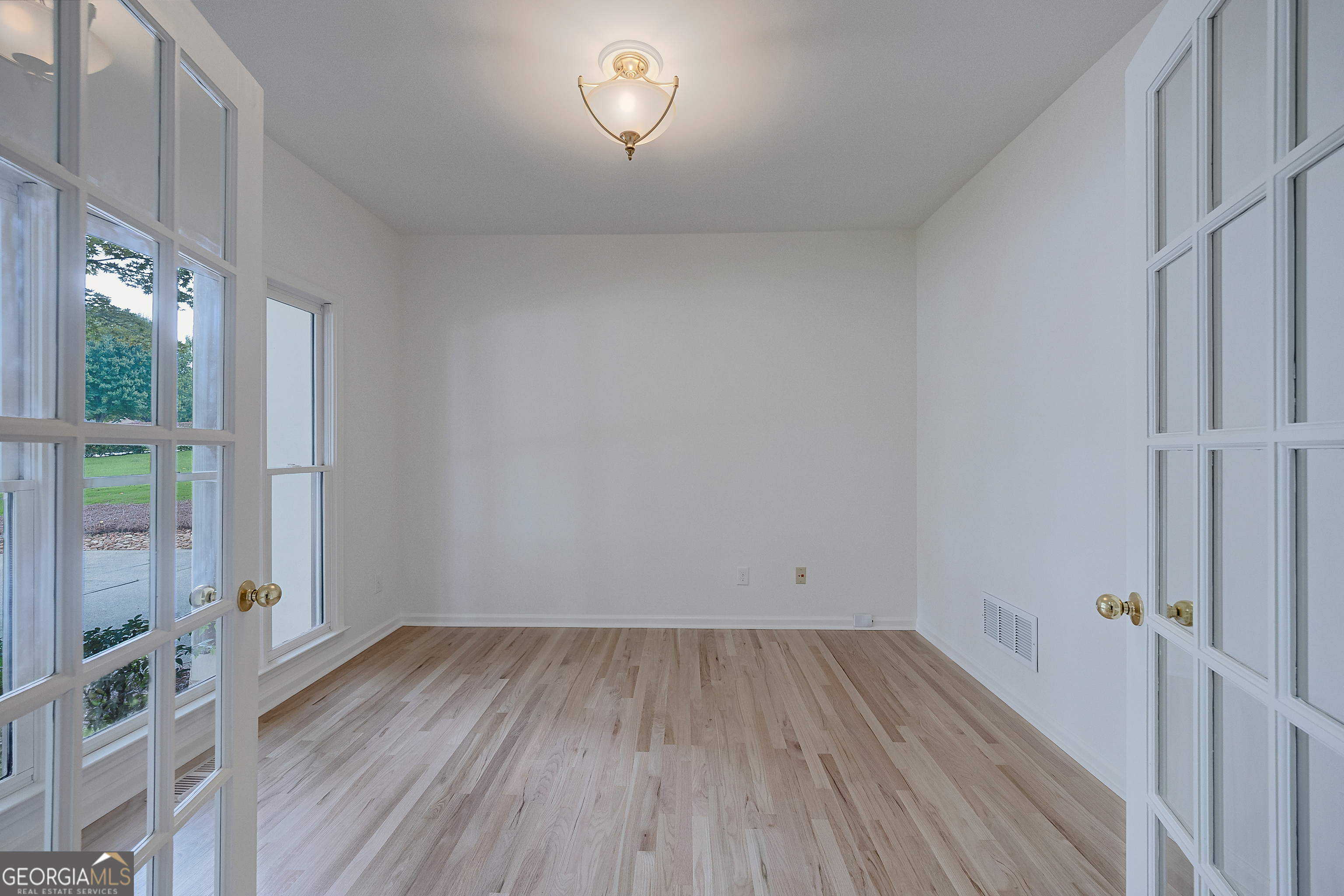 140 Ketton Way Property Photo 8