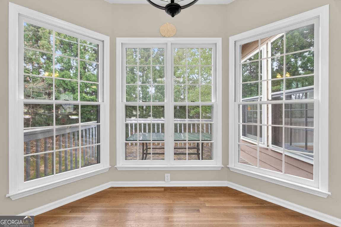 320 Wynstone Way Property Photo 12