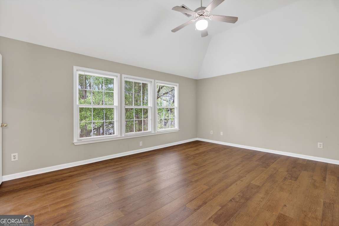 320 Wynstone Way Property Photo 21
