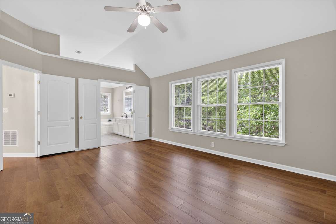 320 Wynstone Way Property Photo 23