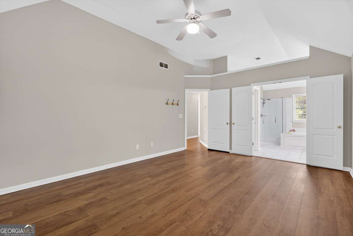 320 Wynstone Way Property Photo 25