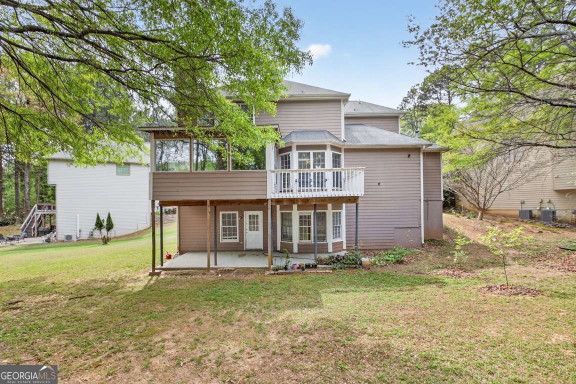 320 Wynstone Way Property Photo 44