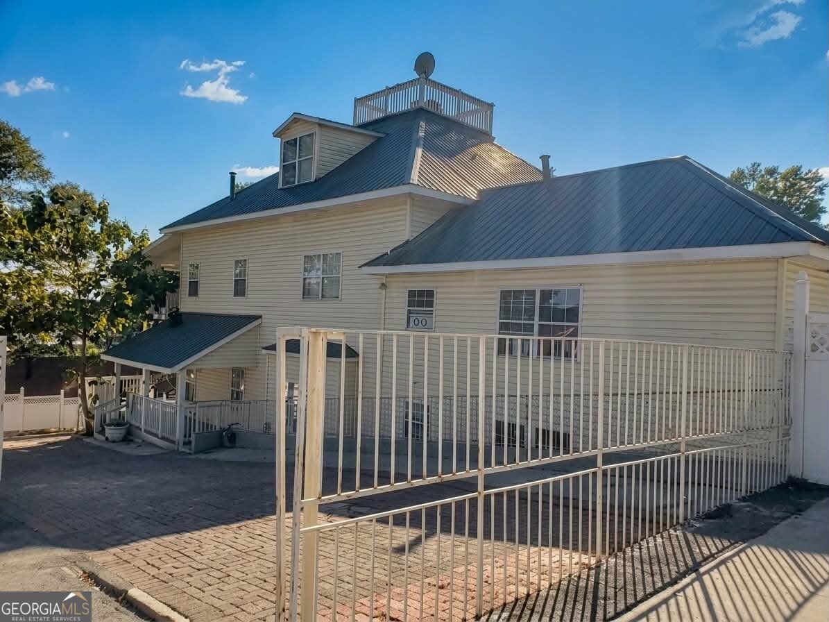 209 Hagen Property Photo 7