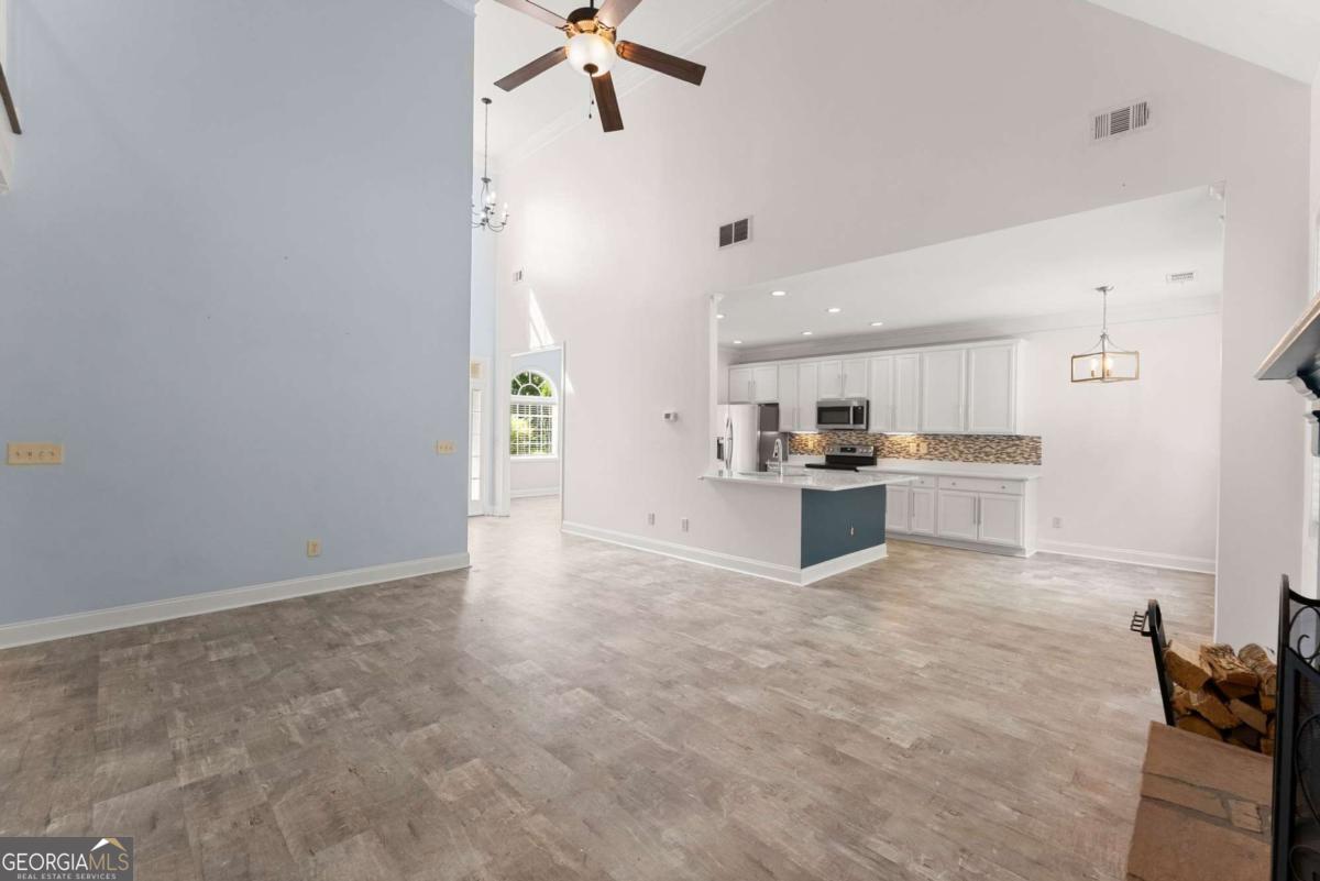 329 Hampton Forest Trail Property Photo 5