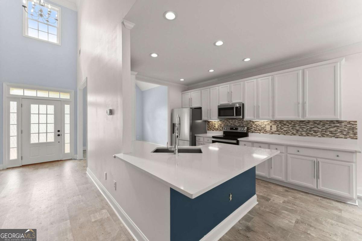 329 Hampton Forest Trail Property Photo 7